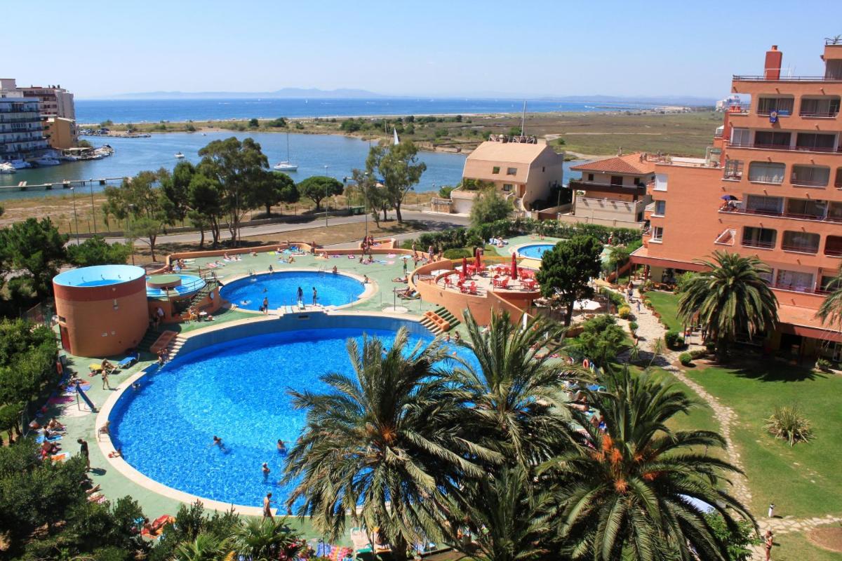 Apartamentos Isla de Rosas -Tramuntana42 view 3