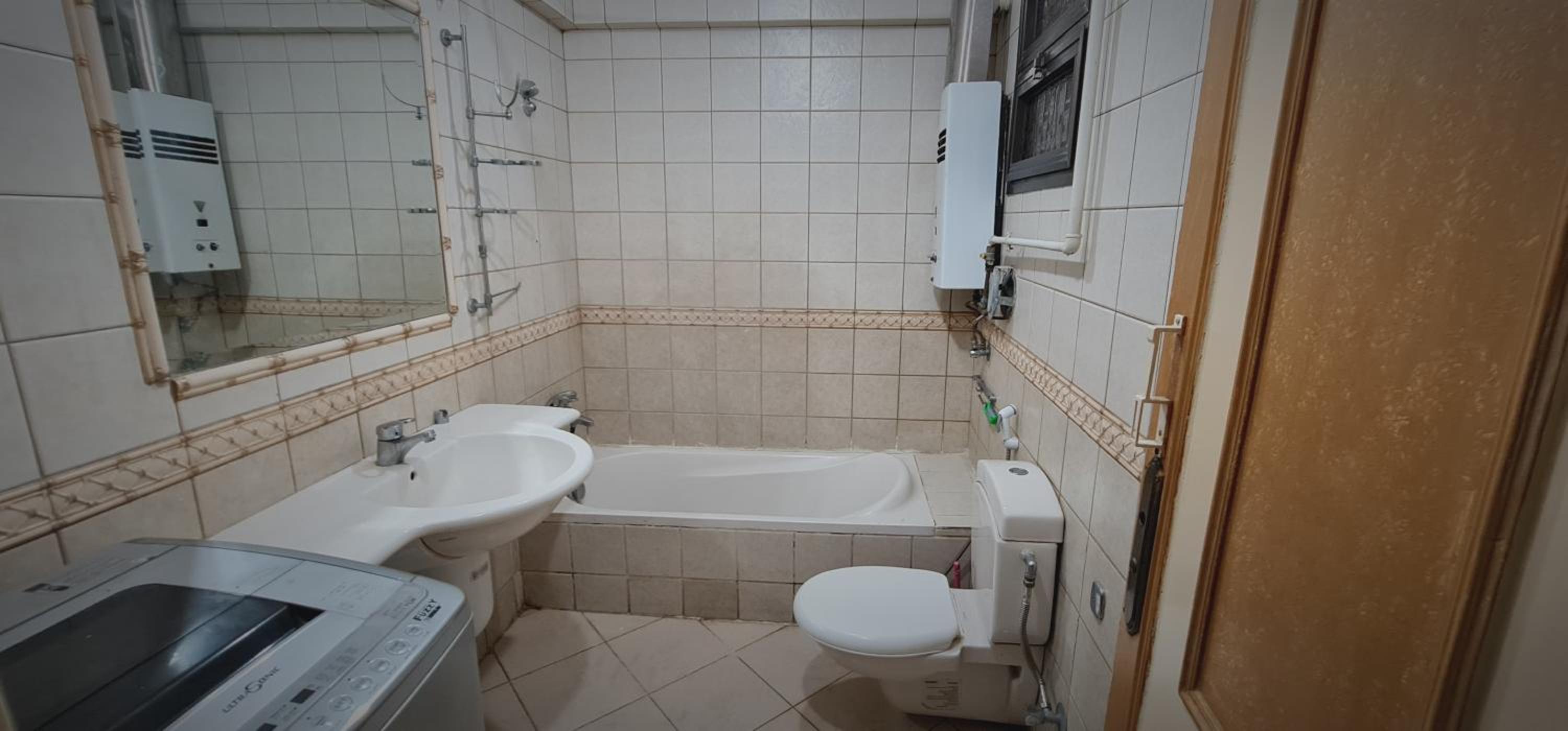 Comfy 2 Bedrooms Apartment in Cairo 83