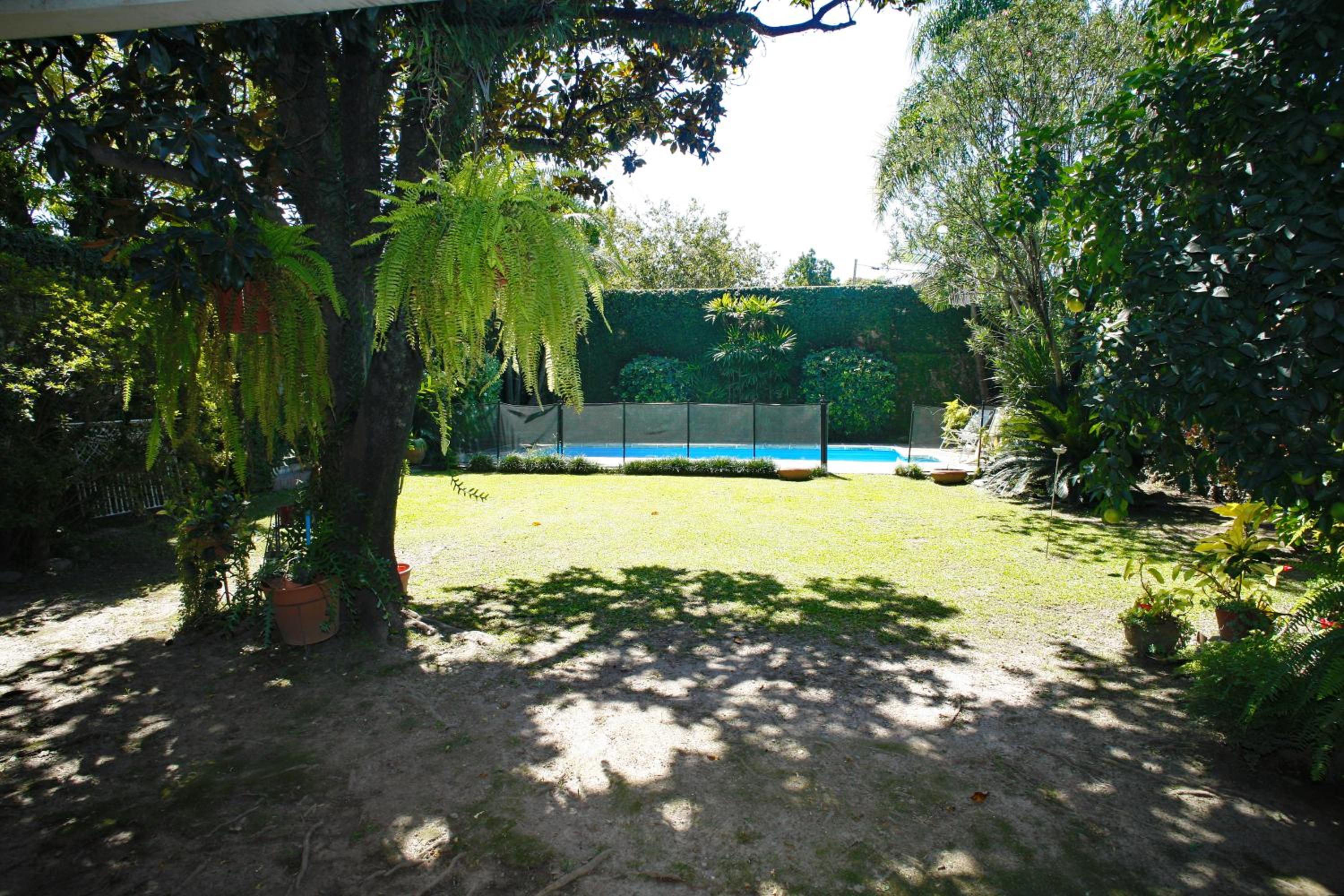 La Casita de Yerba Buena