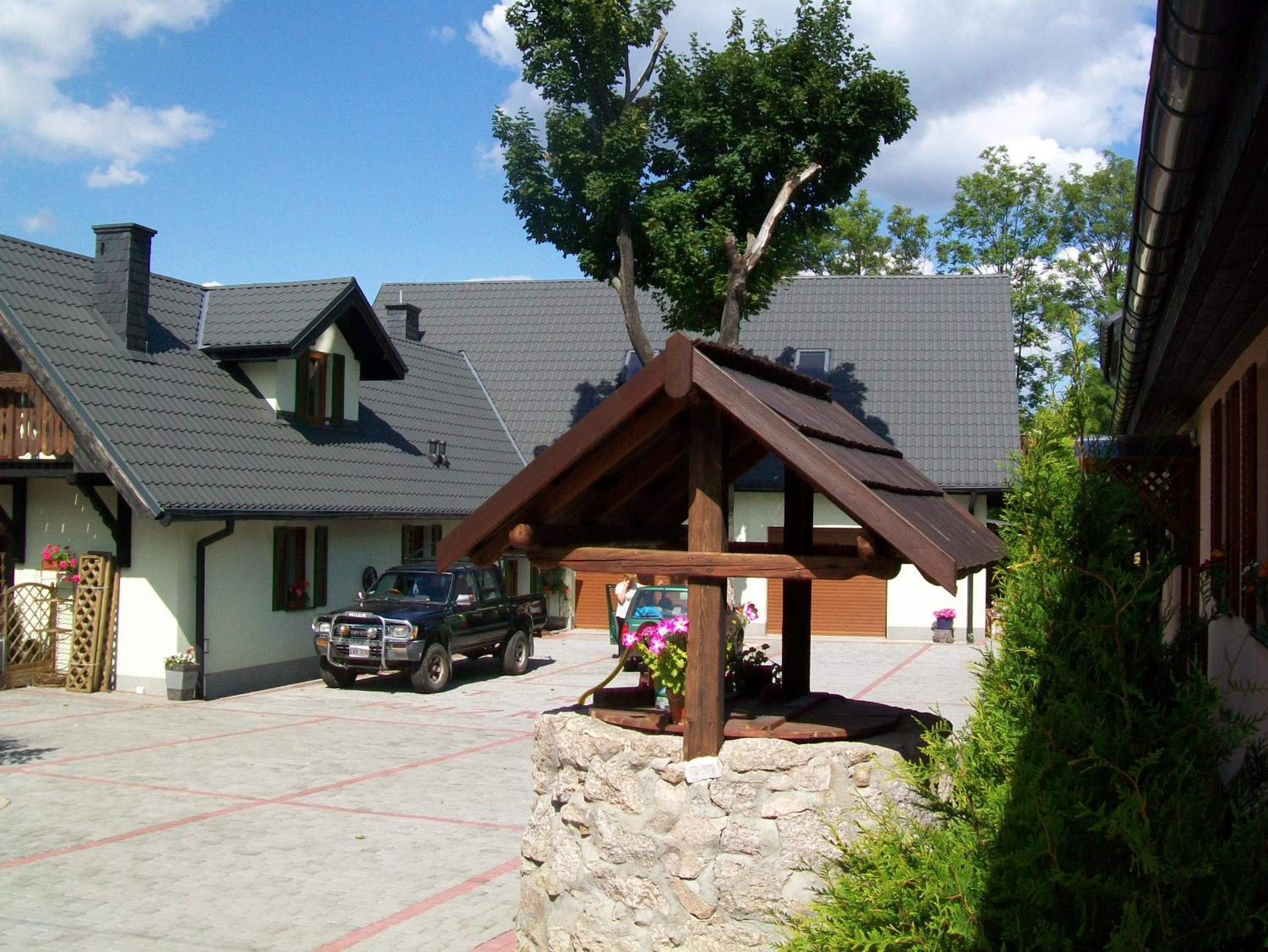 Photo 48