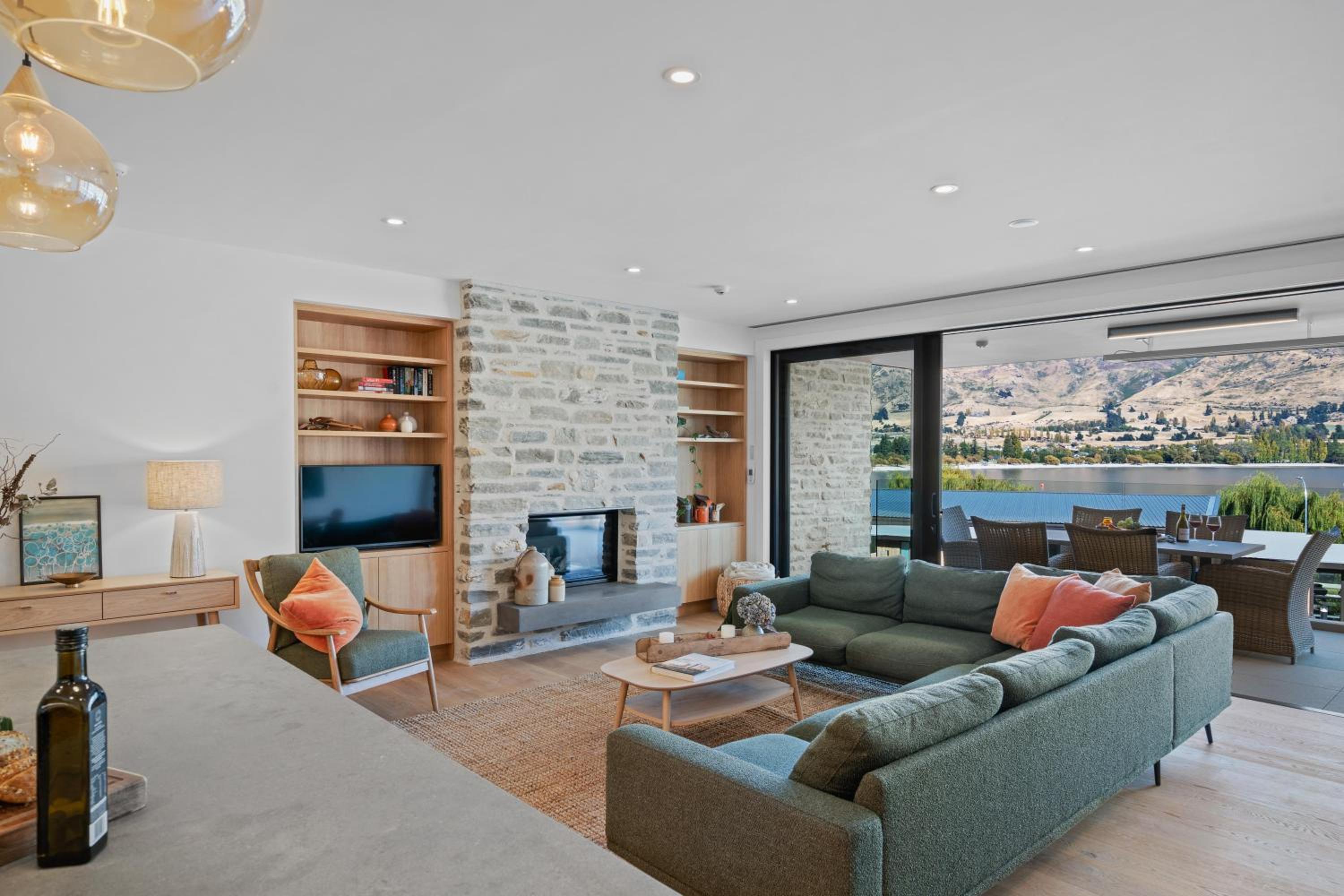 Hotel Winona Of Wanaka - Luxury Lakefront Apartment