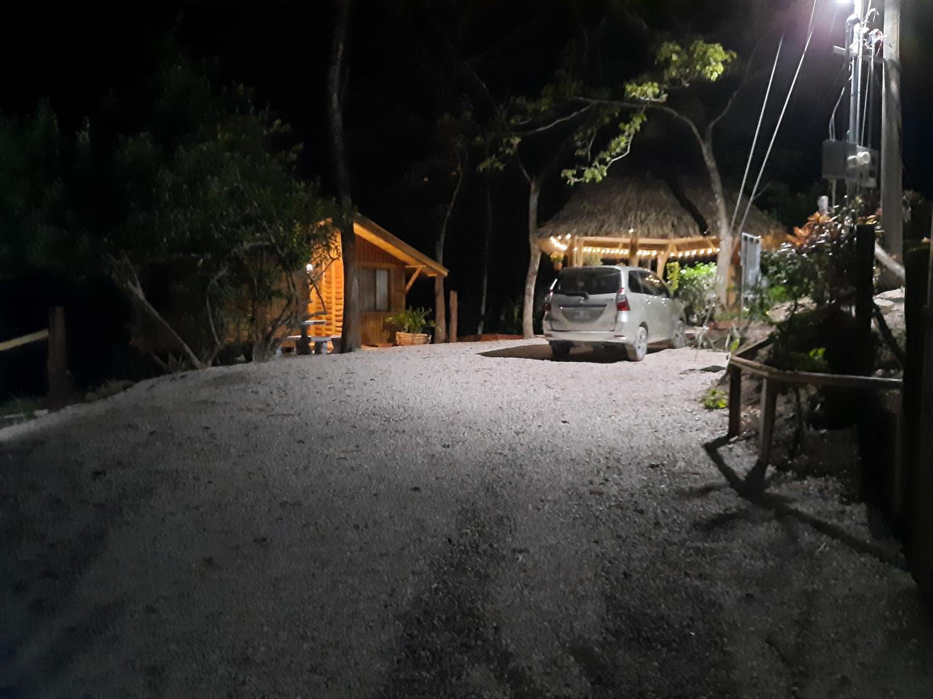 Eco-Turismo Guayacanes