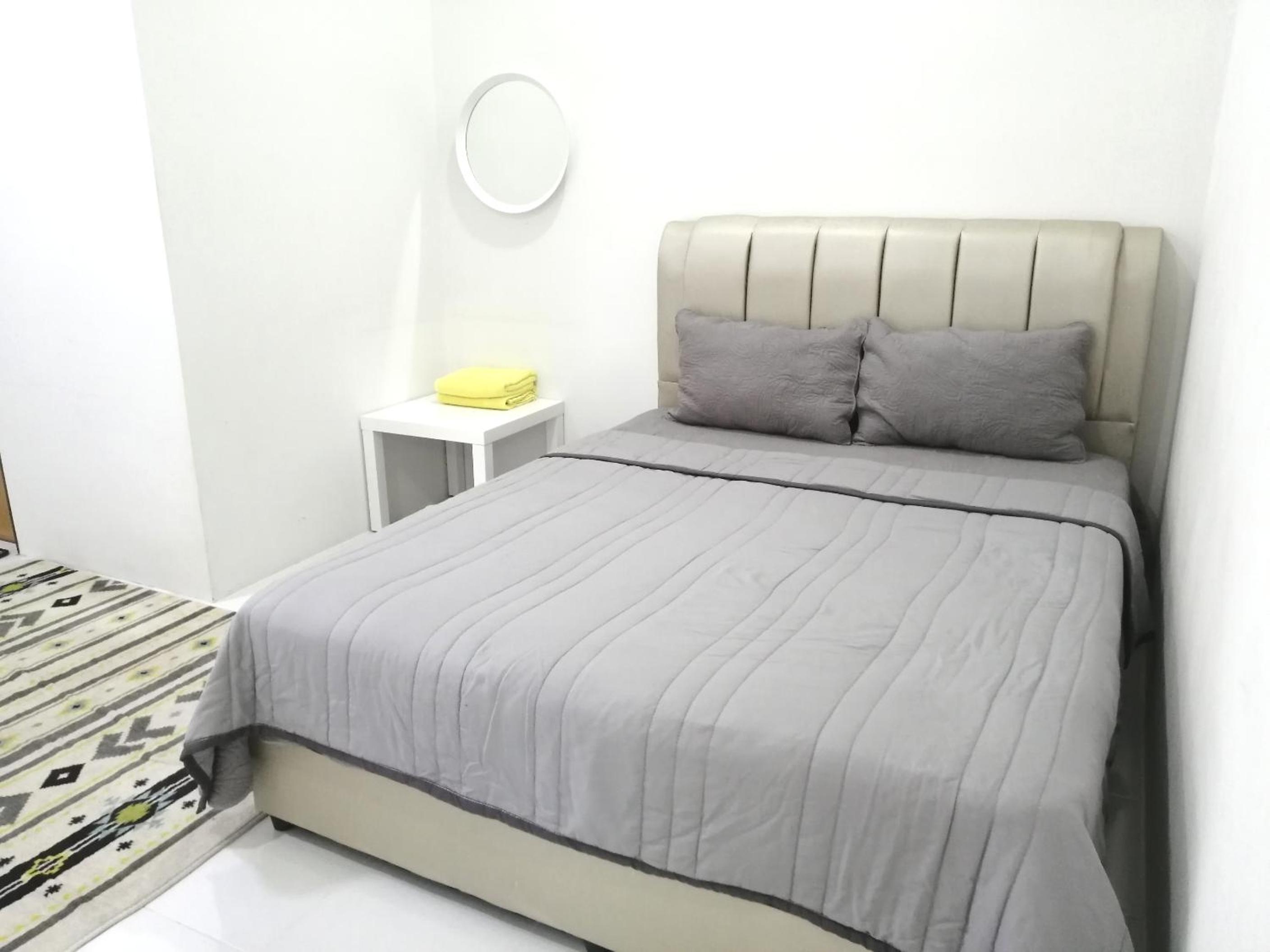 Simple Home by Aimie Fully Aircond photo 8