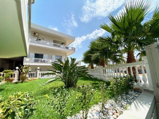 Mare Monte Luxury Apartment photo 5