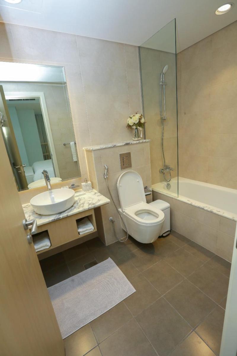 Paramount Midtown Luxury 2 Bedroom With Full Burj-Khalifa View