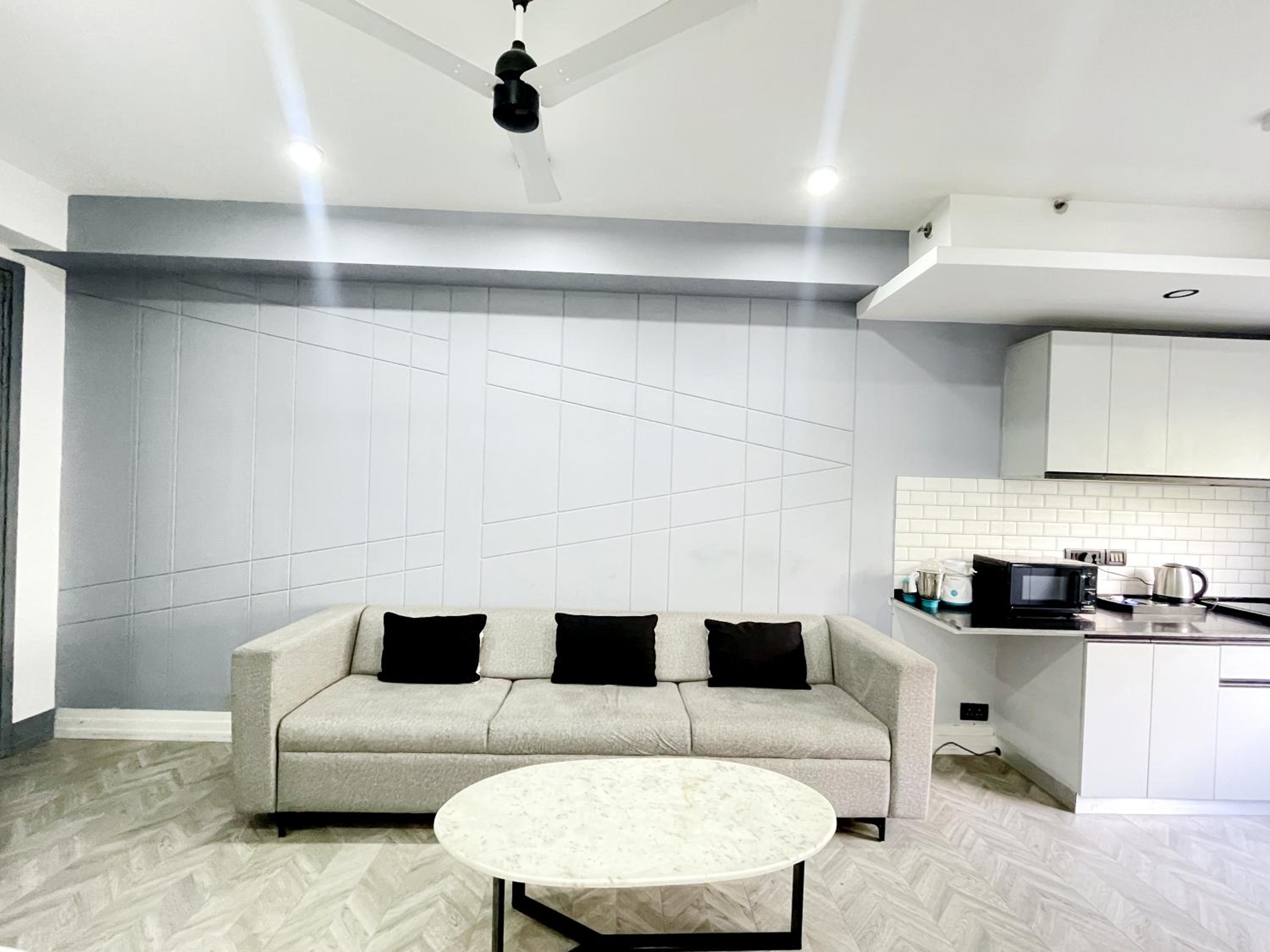 BedChambers Aparthotels - DLF Cyber City view 3