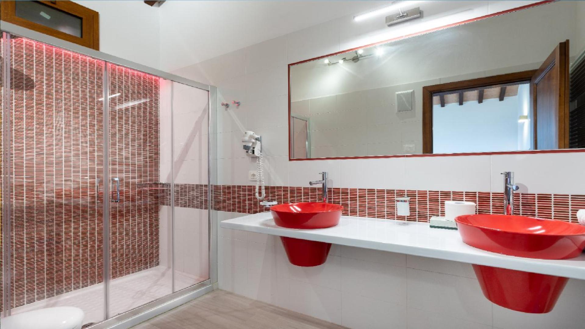 Macchie San Vincenzo - Villa Privata con Piscina e Giardino ad uso esclusivo o camere