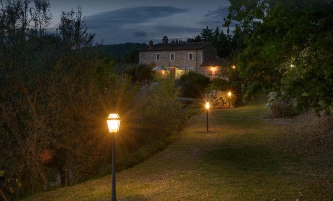 Exclusive Villa Parrano - countryside with pool view 5