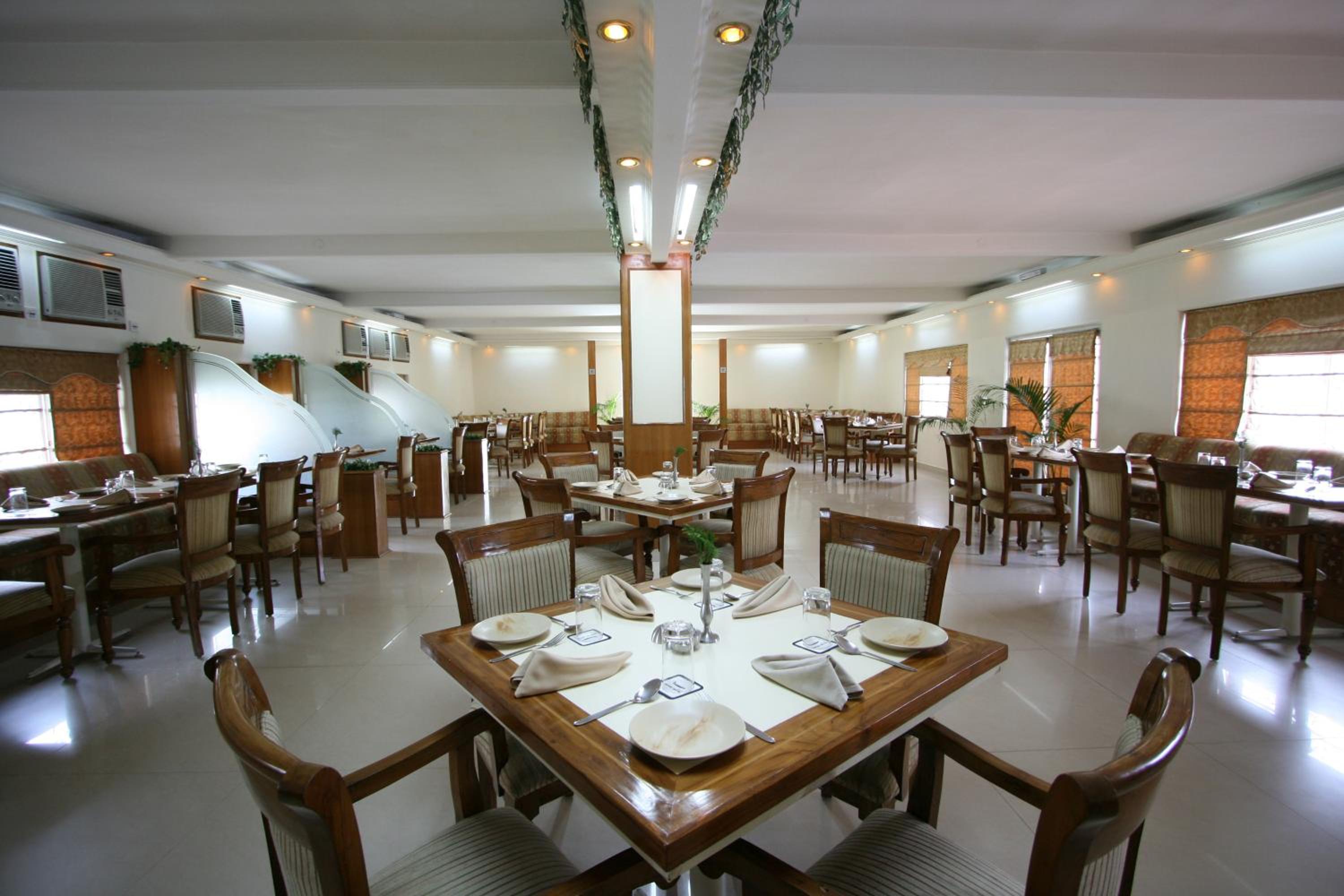 Aapno Ghar Resort & Amusement Park