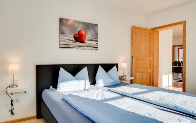 Ferienwohnung Bergblick für bis 13 oder 14 Personen mit 5 Schlafzimmer und 3 Bäder