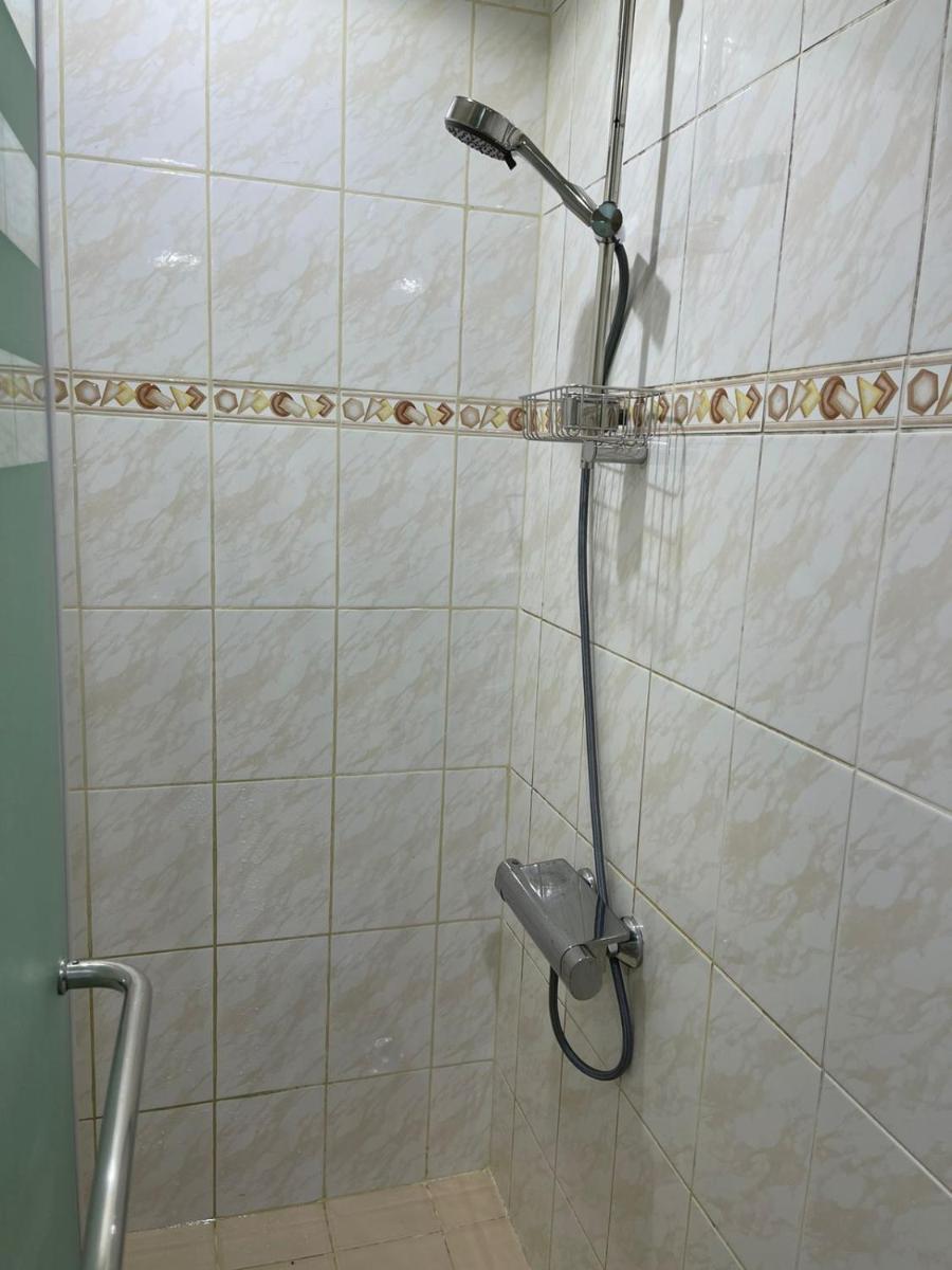 Modern Lake View 1 Bedroom Apt in JLT