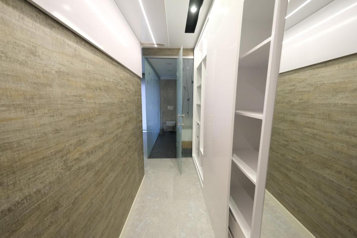Sky Garden Suites - Image 6