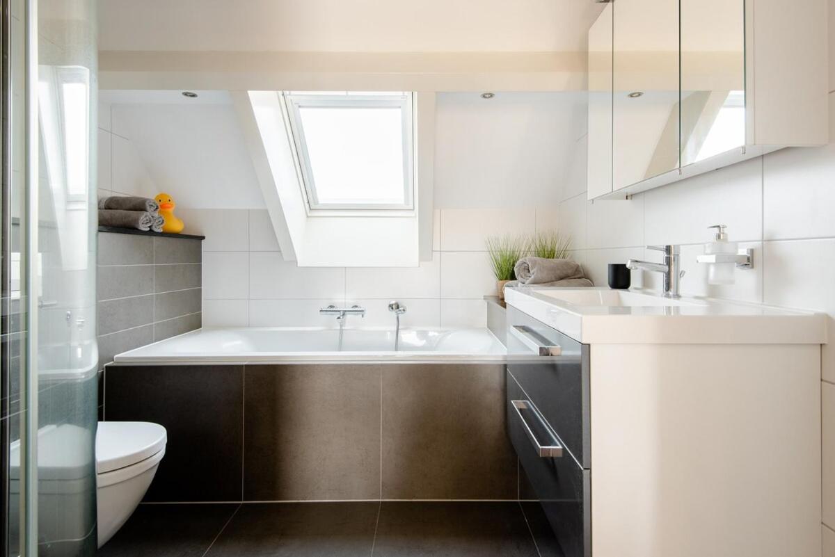 Julianadorp Zuhause am Meer für 6 Personen mit 4 Schlafzimmern view 2