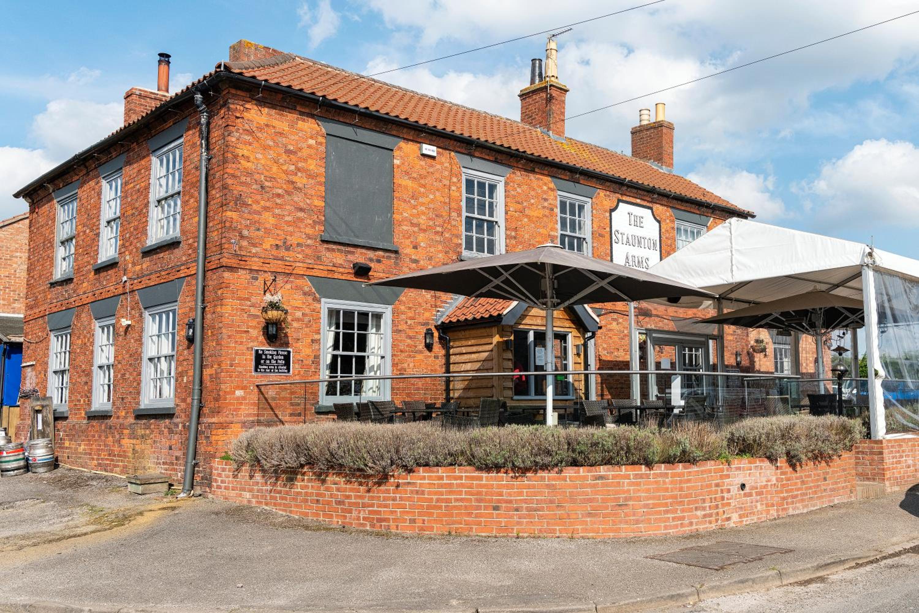 Staunton Arms