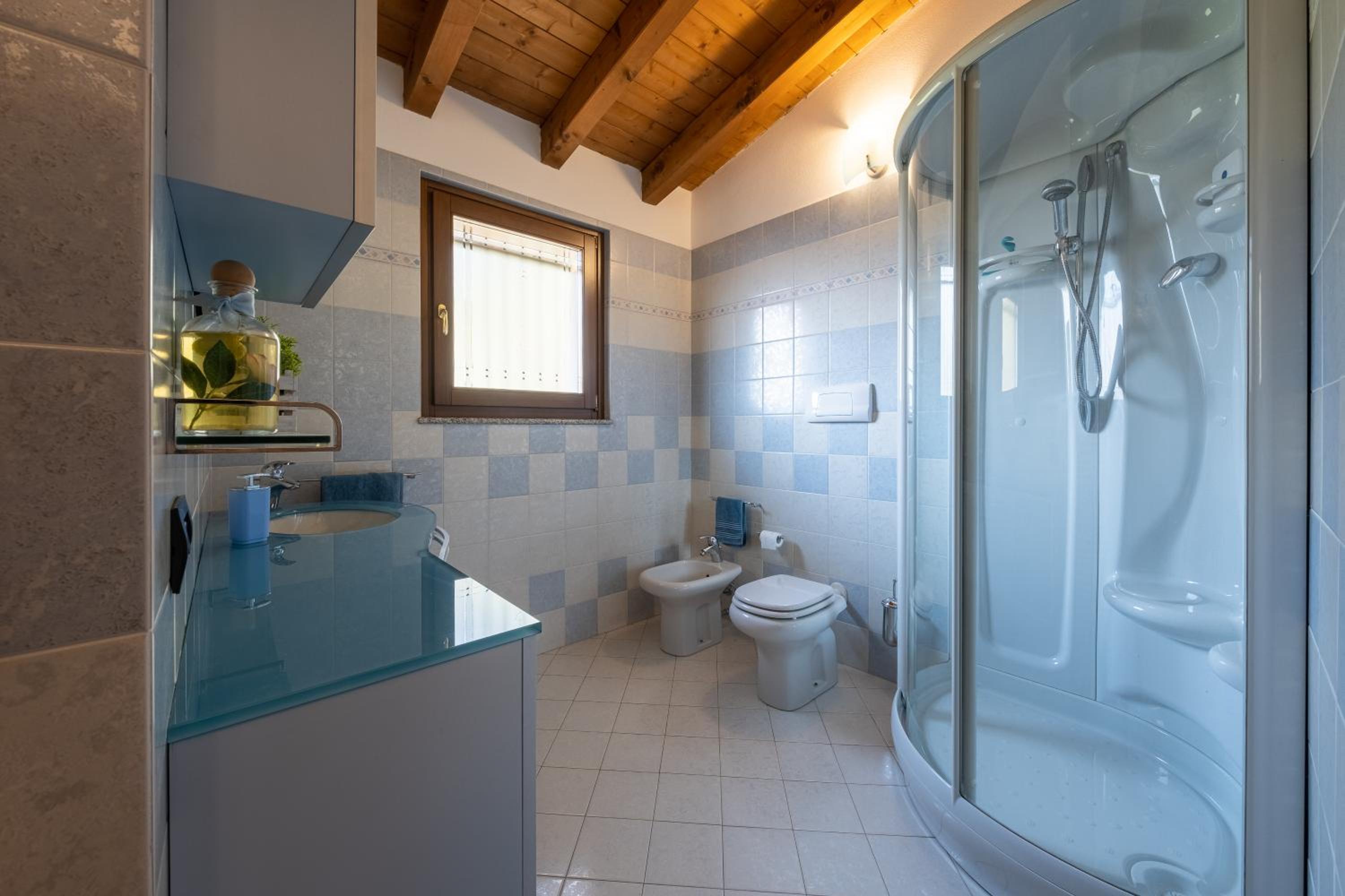 Casa del Gatto en Paratico — bathroom