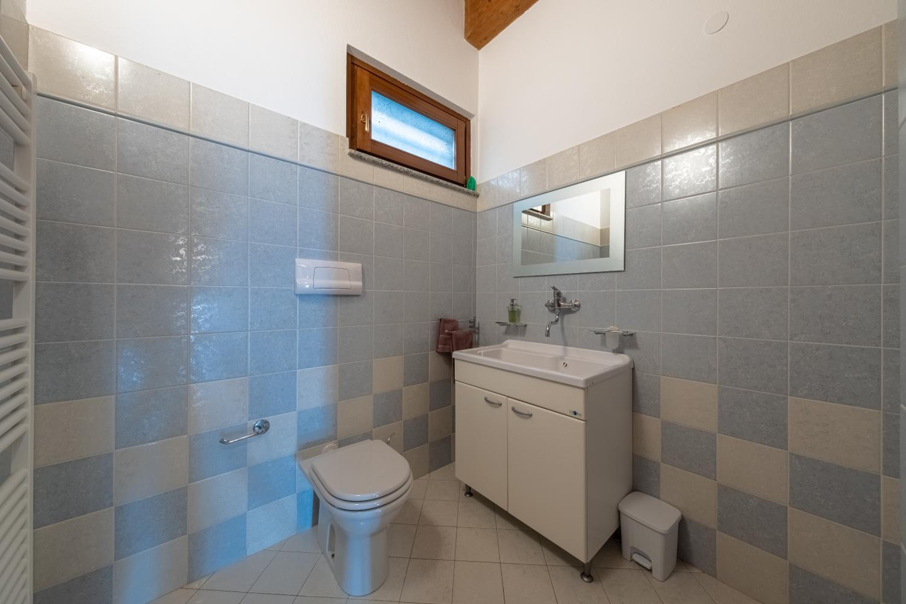 Casa del Gatto en Paratico — bathroom