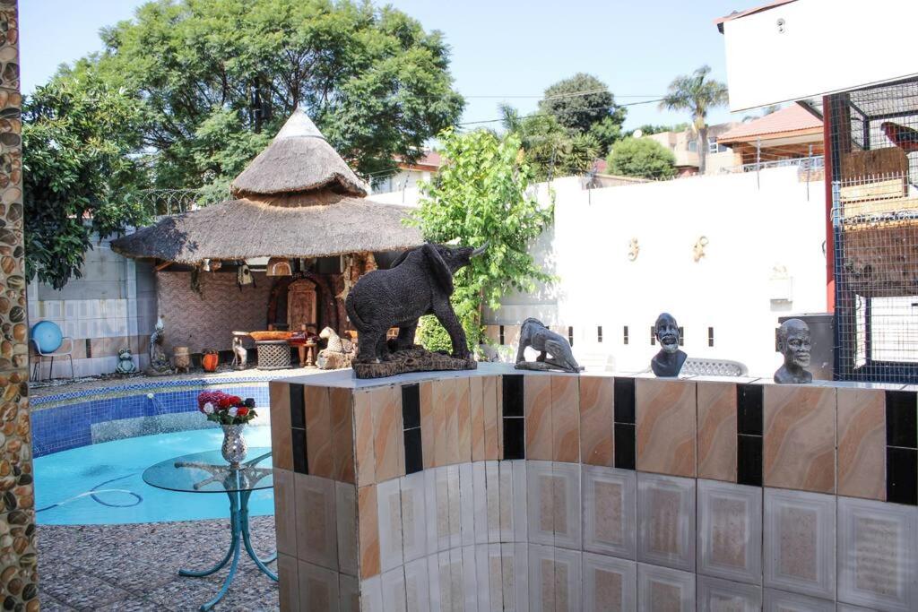 Muwah Palace villa
