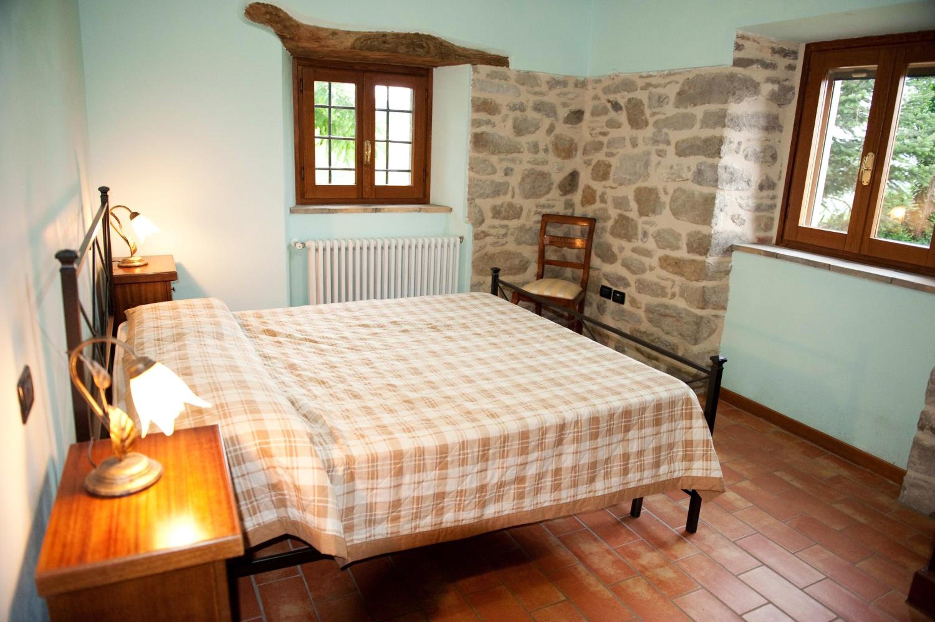 Charming apartment in Caprese Michelangelo, shared pool. view 5