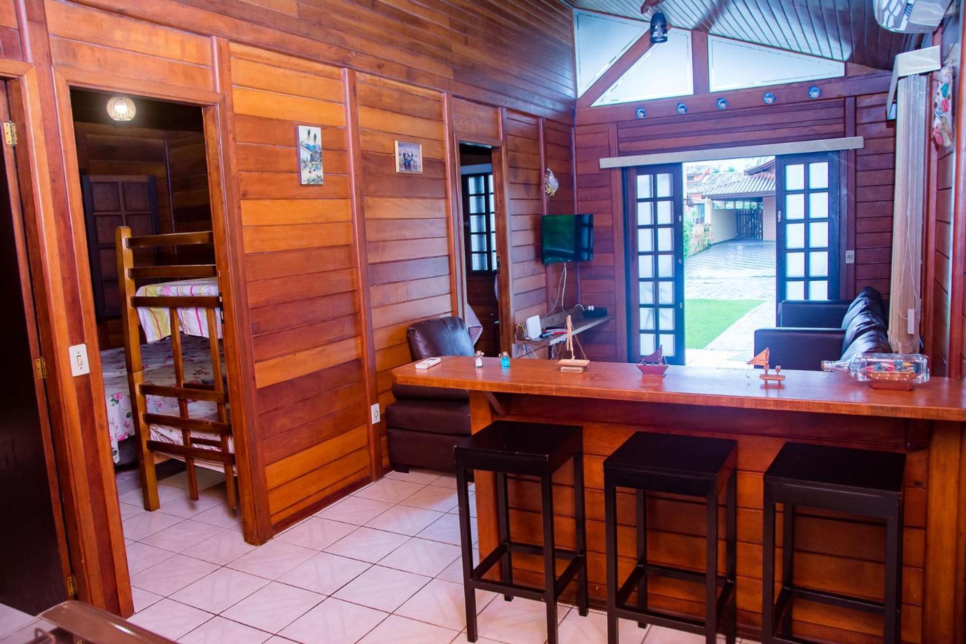Casa c Piscina e Churrasq na Praia da Boraceia SP