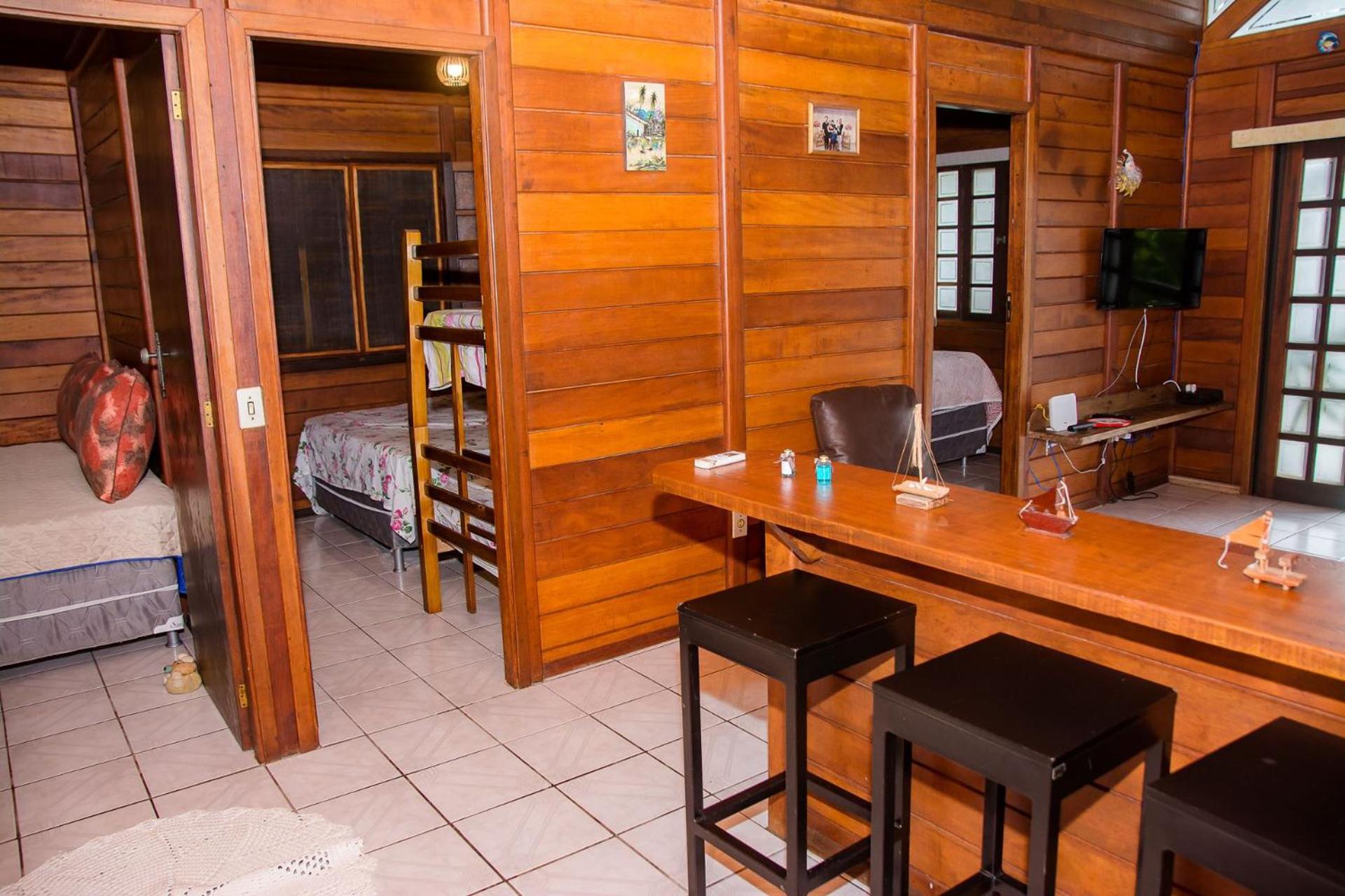 Casa c Piscina e Churrasq na Praia da Boraceia SP