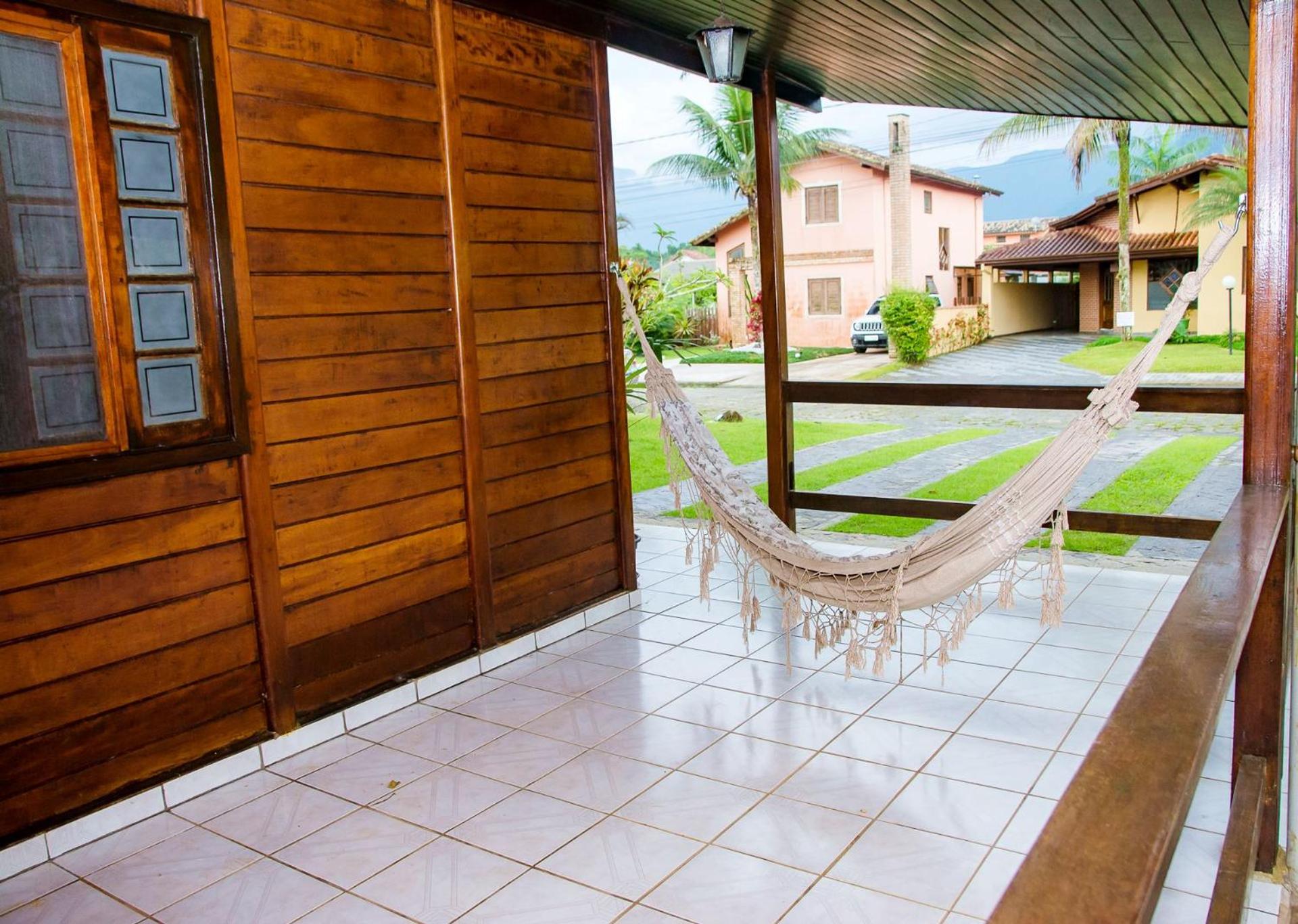 Casa c Piscina e Churrasq na Praia da Boraceia SP