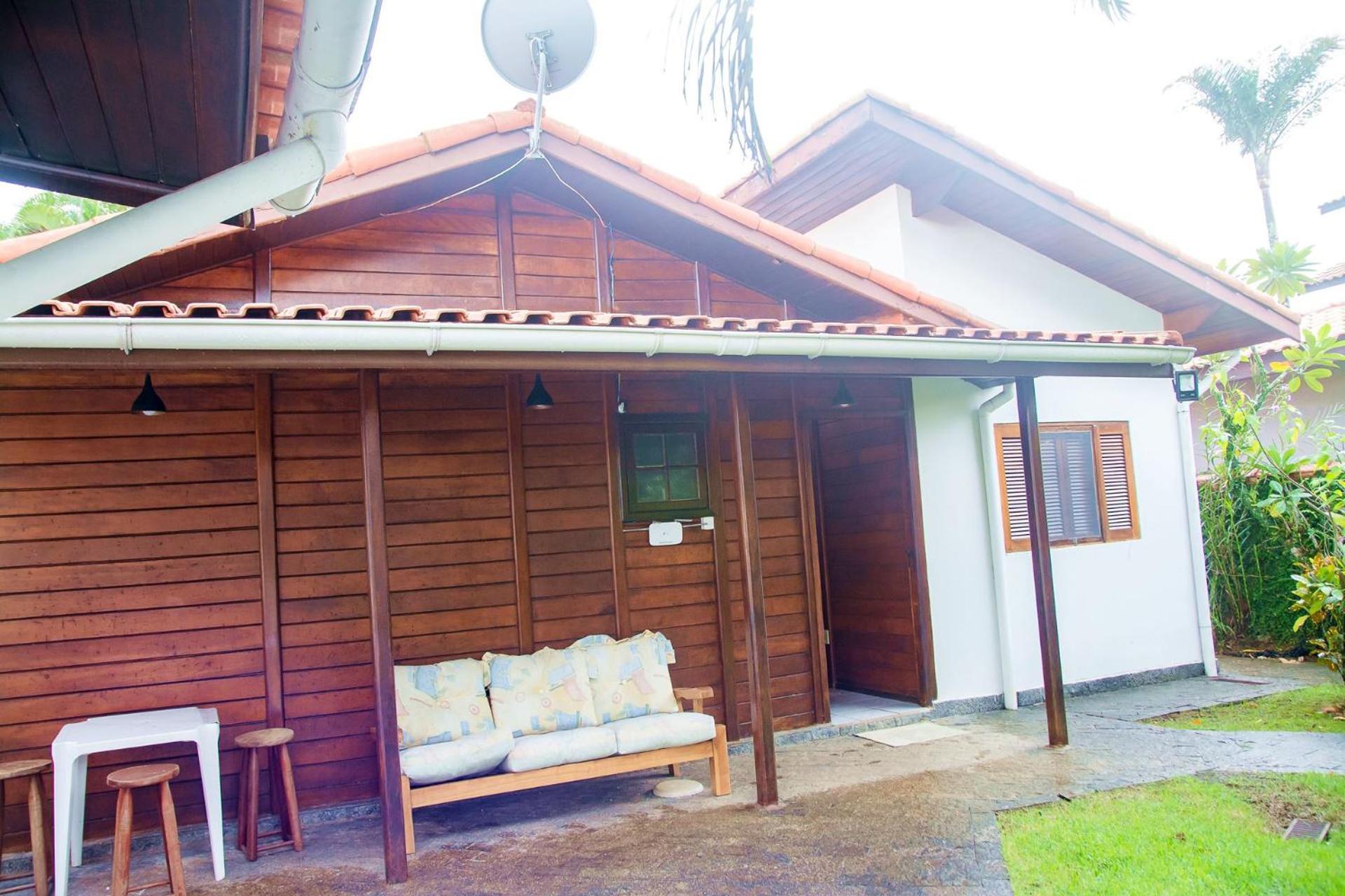 Casa c Piscina e Churrasq na Praia da Boraceia SP