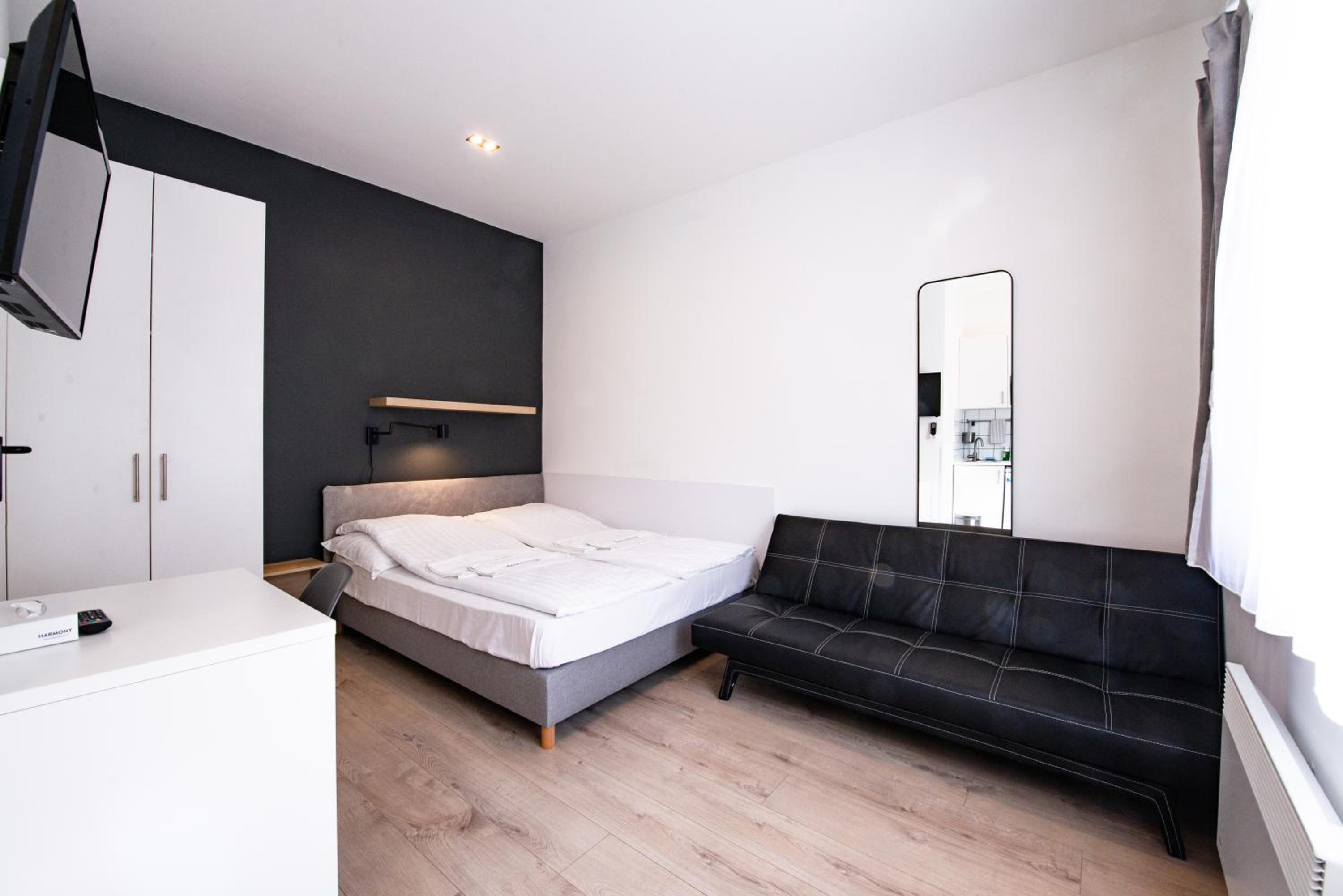 Chesscom Apartments view 5