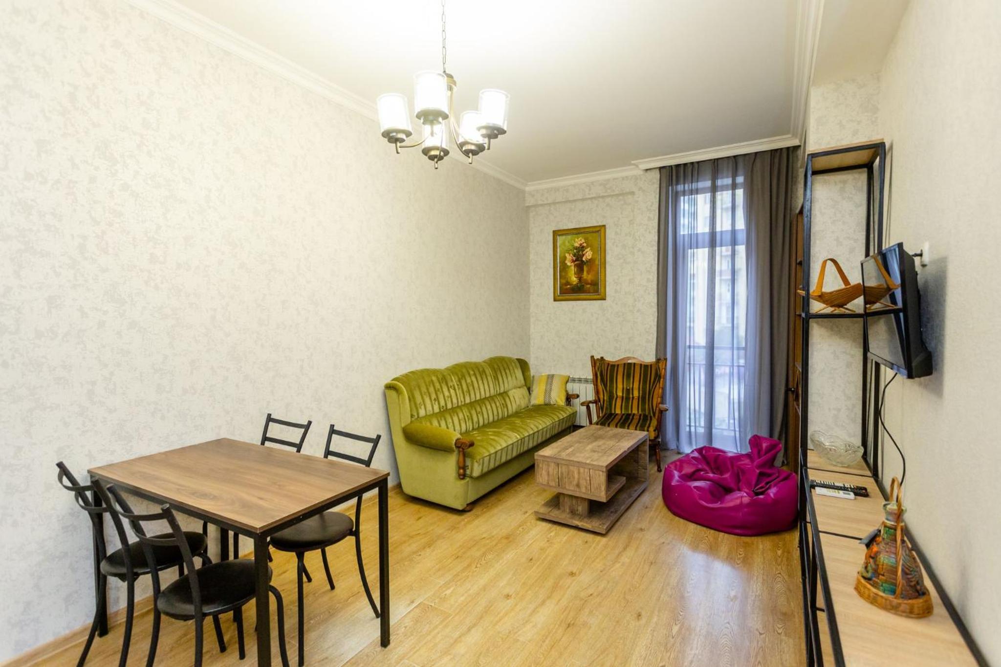Apartment 16 view 3