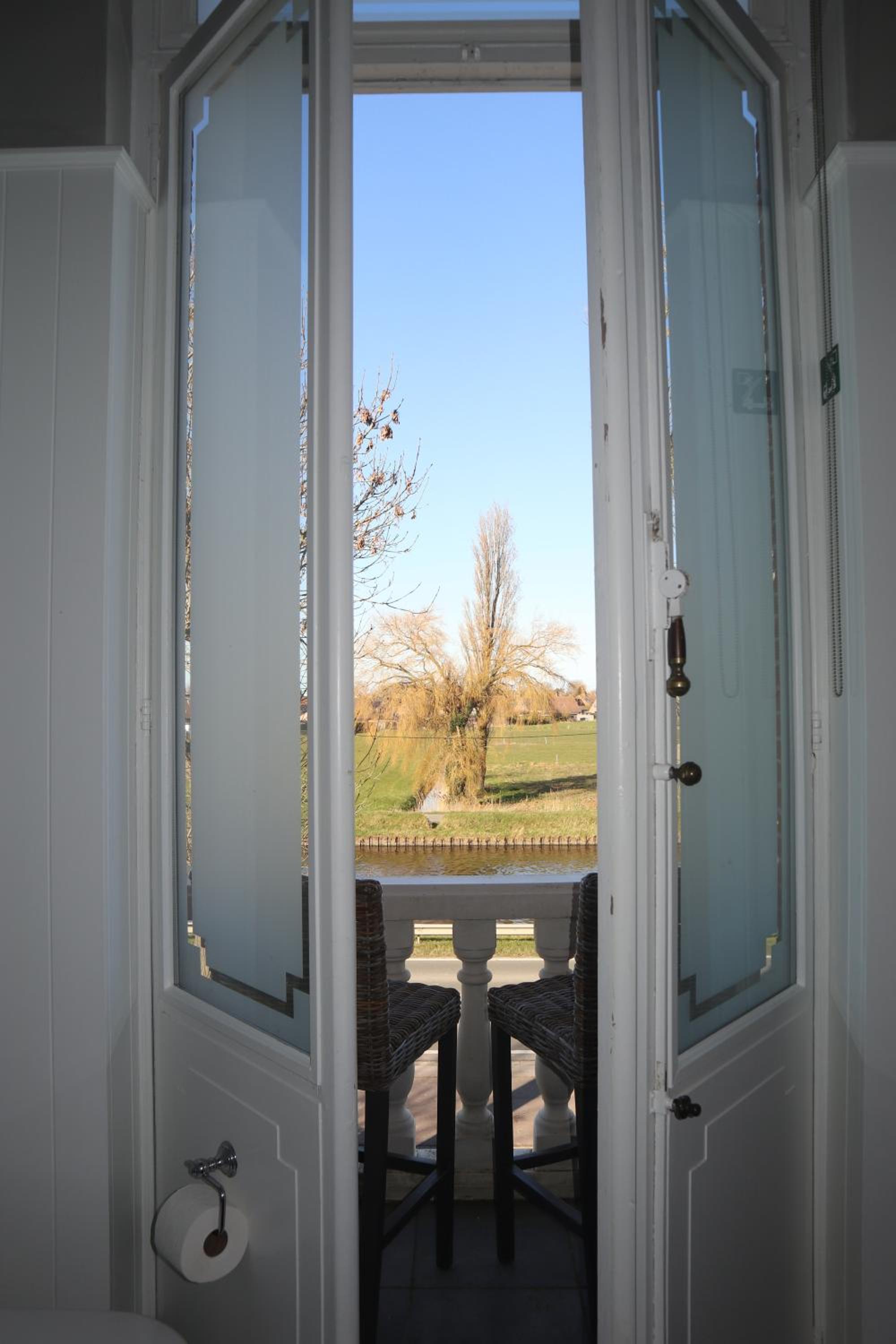 Le Petit Chateau Vaartdijk