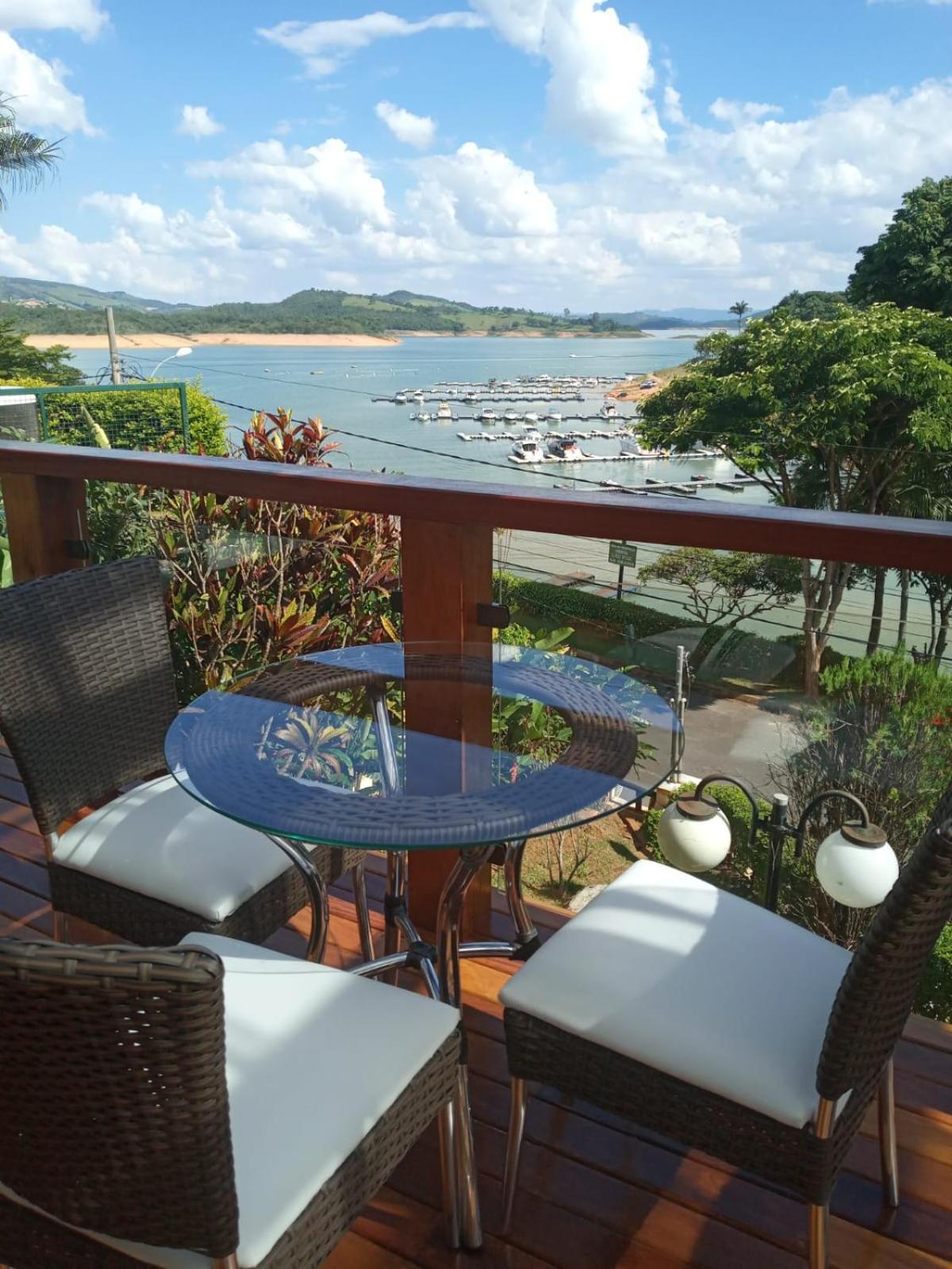 Solarium de Escarpas Suítes