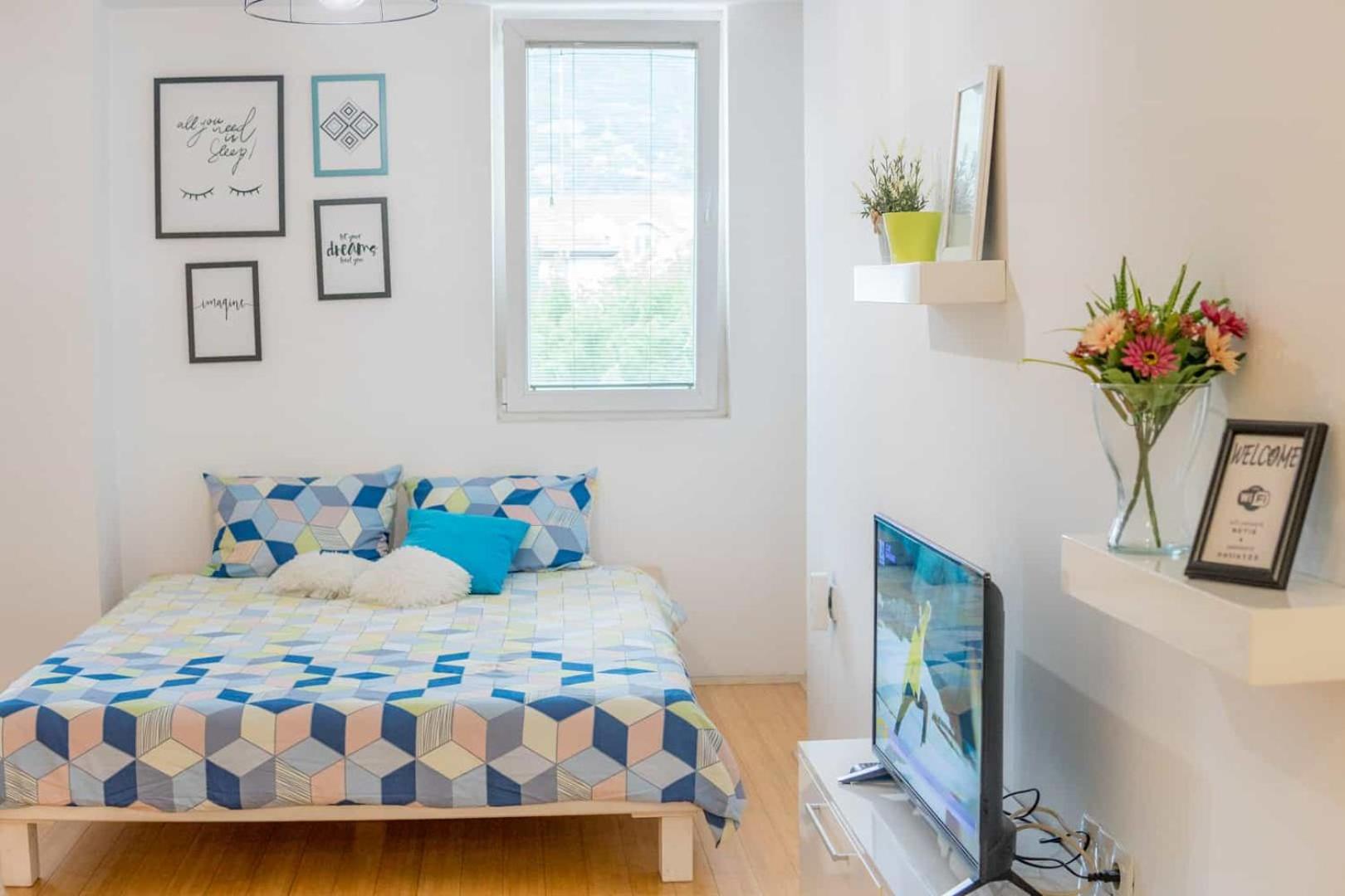 Stylish & Cozy Studio by Danailov Apartments view 2
