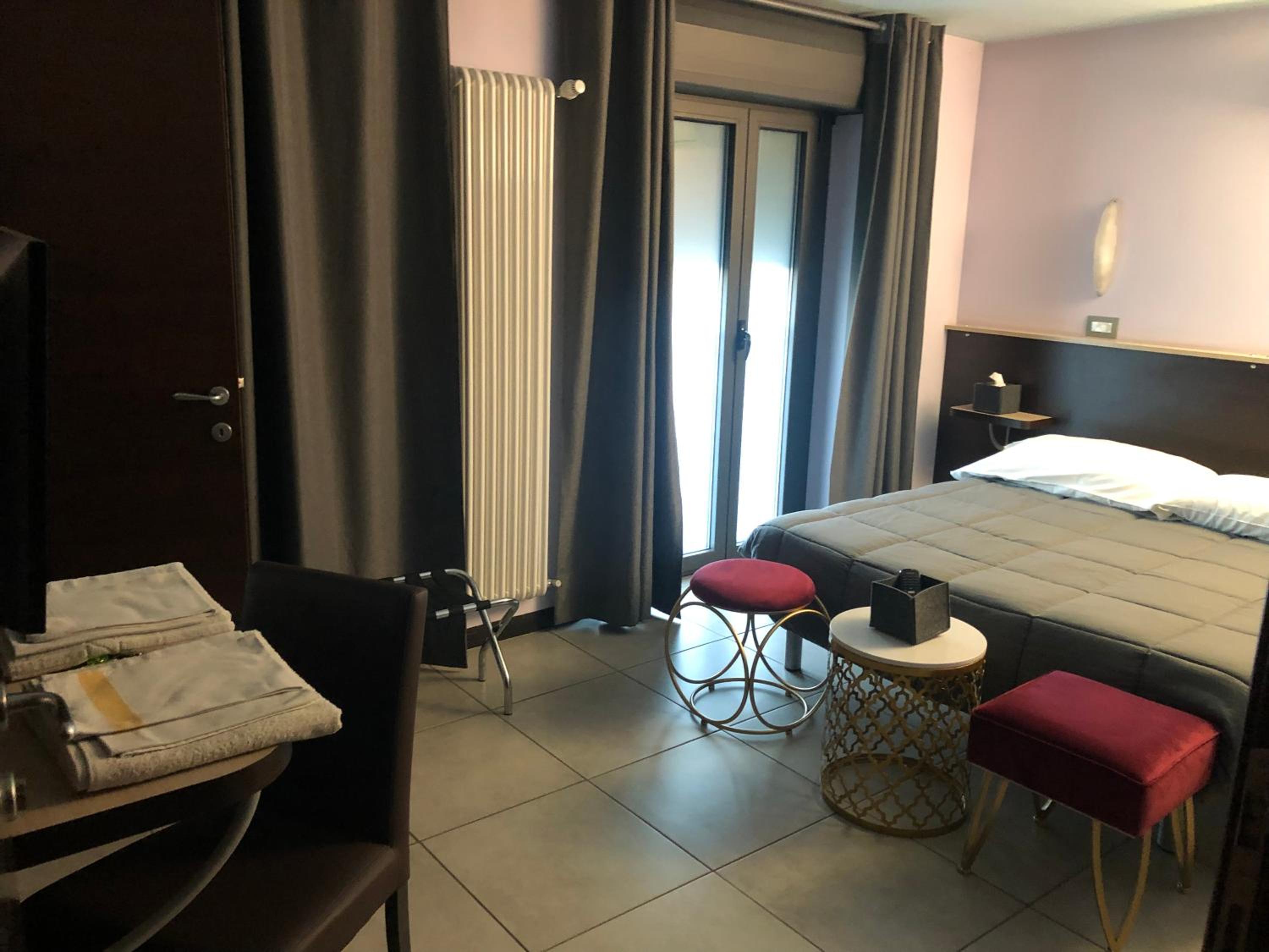 Villa Camilla Milano Easy Rooms Metro 4