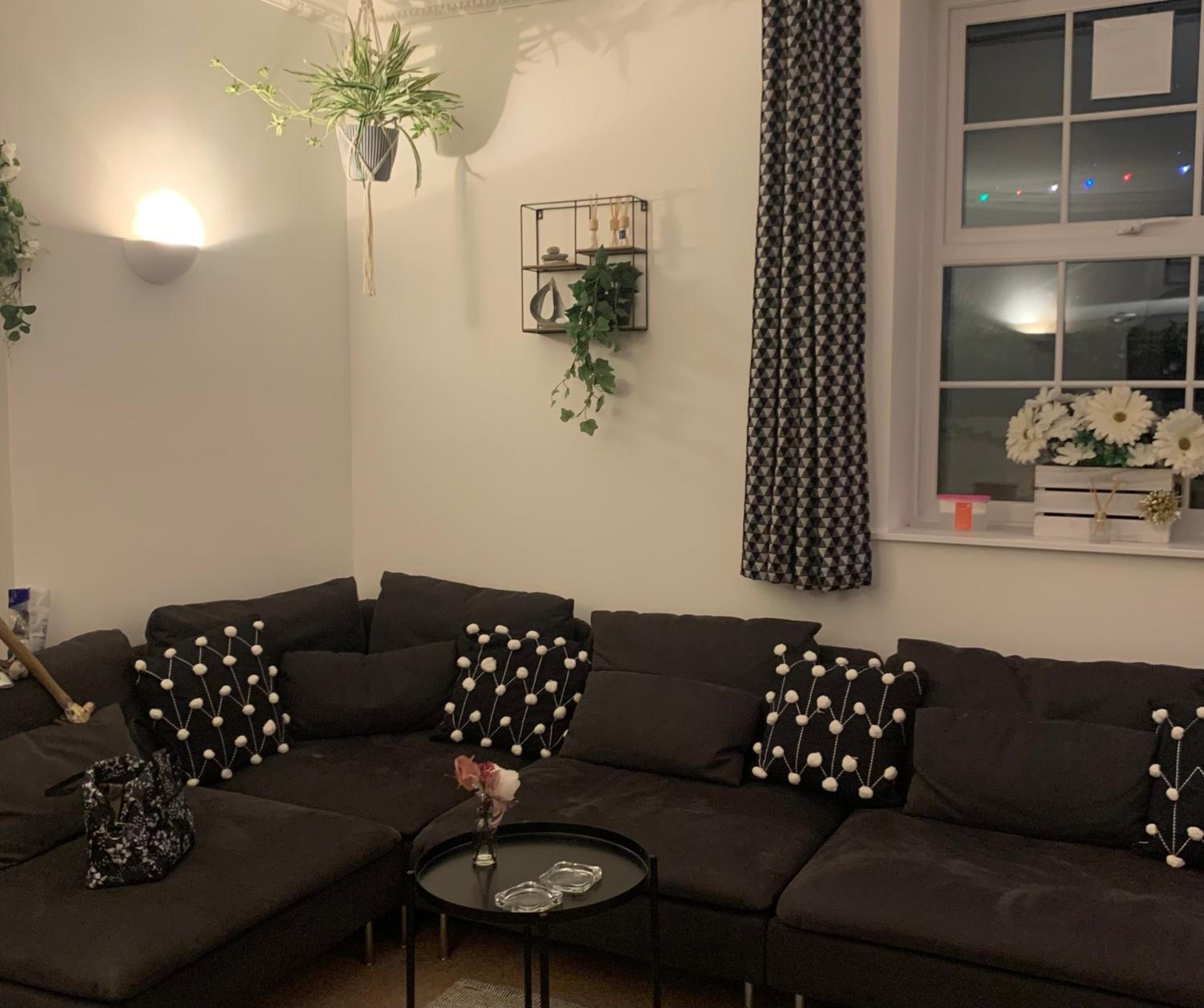 Seawards 2 bedroomed Seafront Filey view 2
