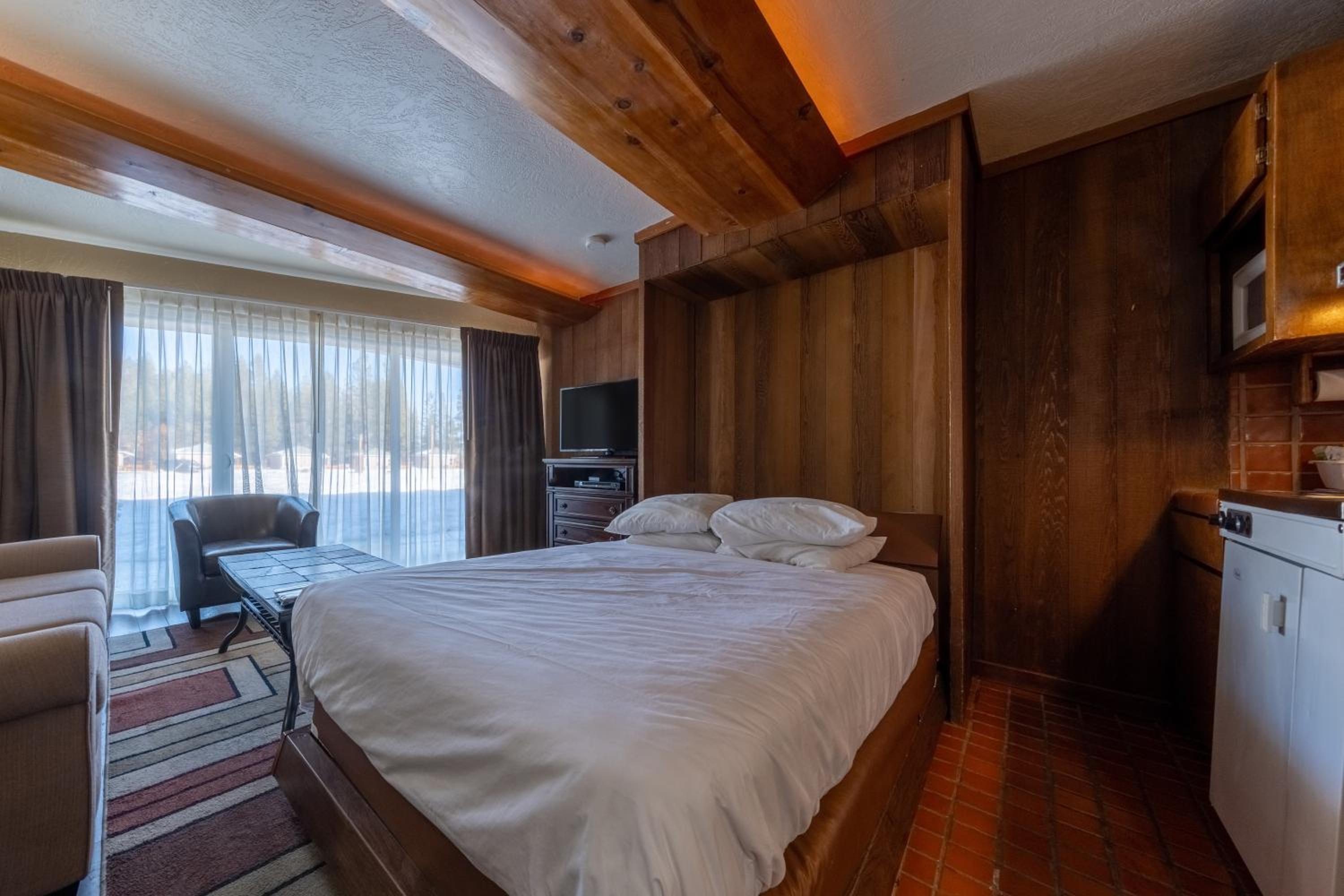 Tahoe Sands Resort - Property Image 6