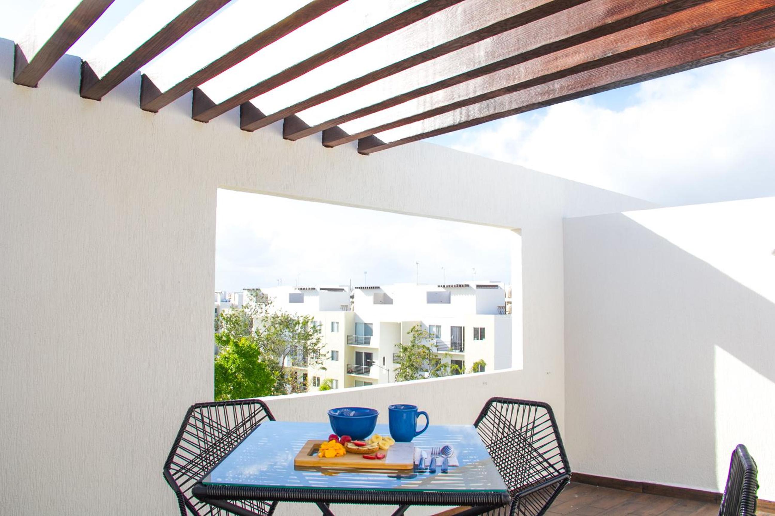 balance & terrace