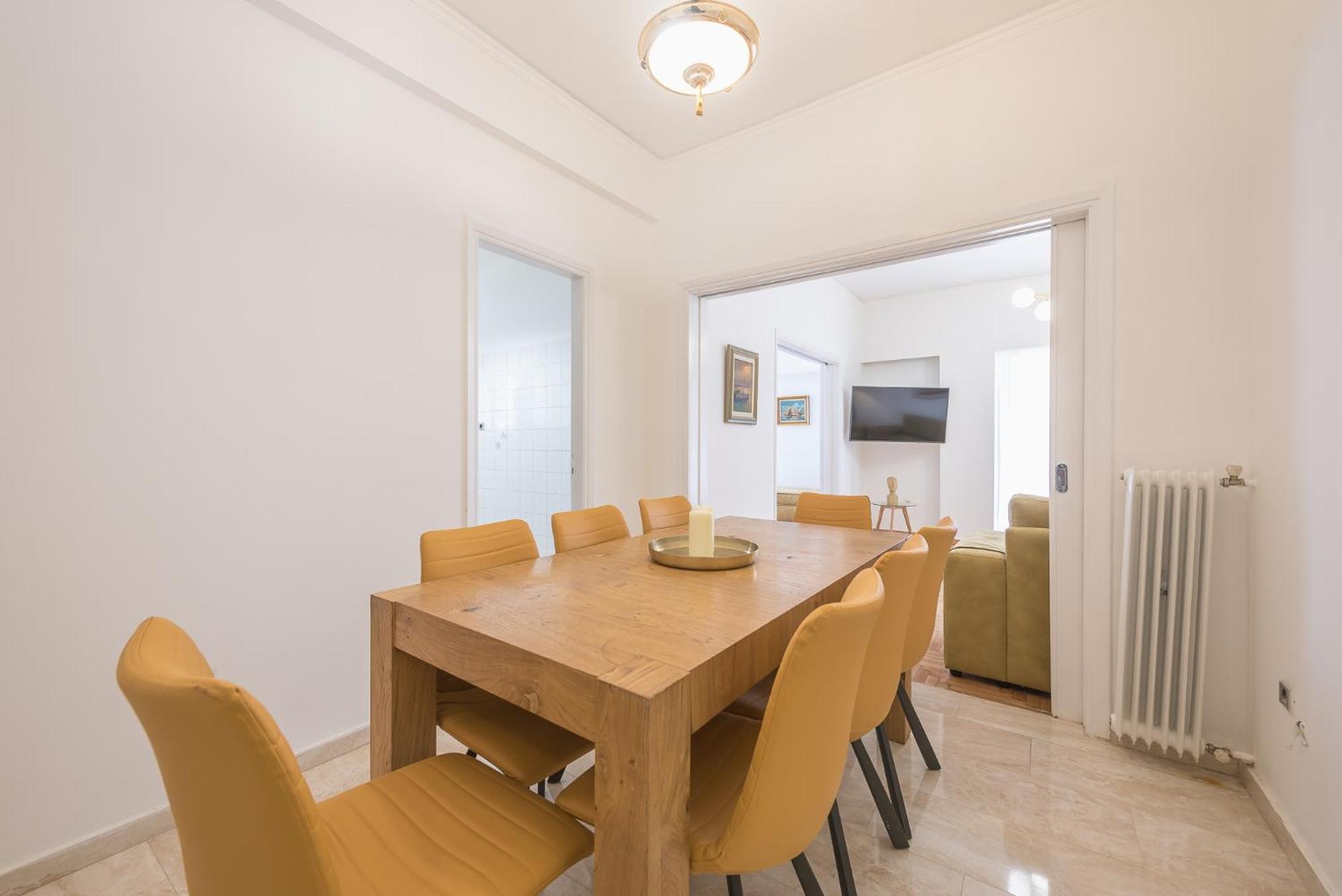 Victoria Majestic Suites Apartments