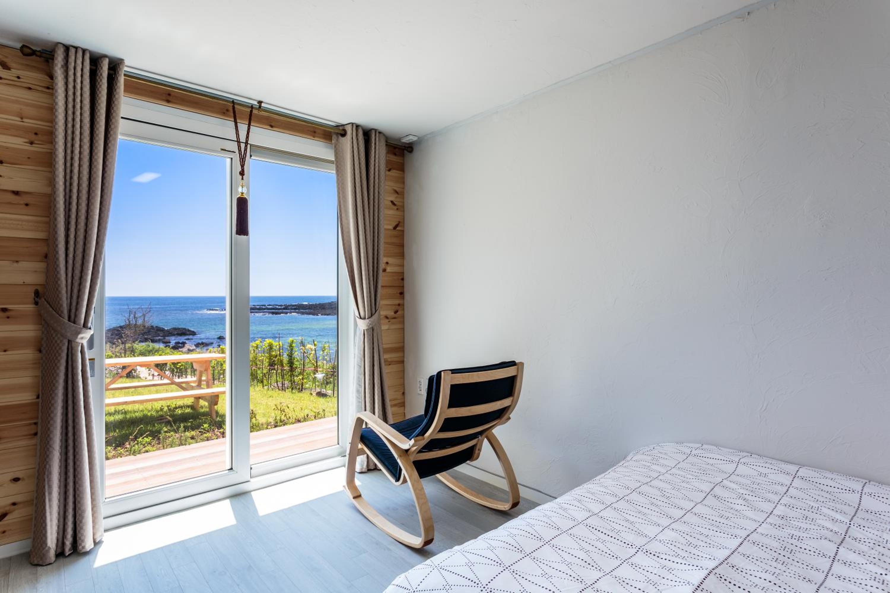 Jeju Turning point Pension