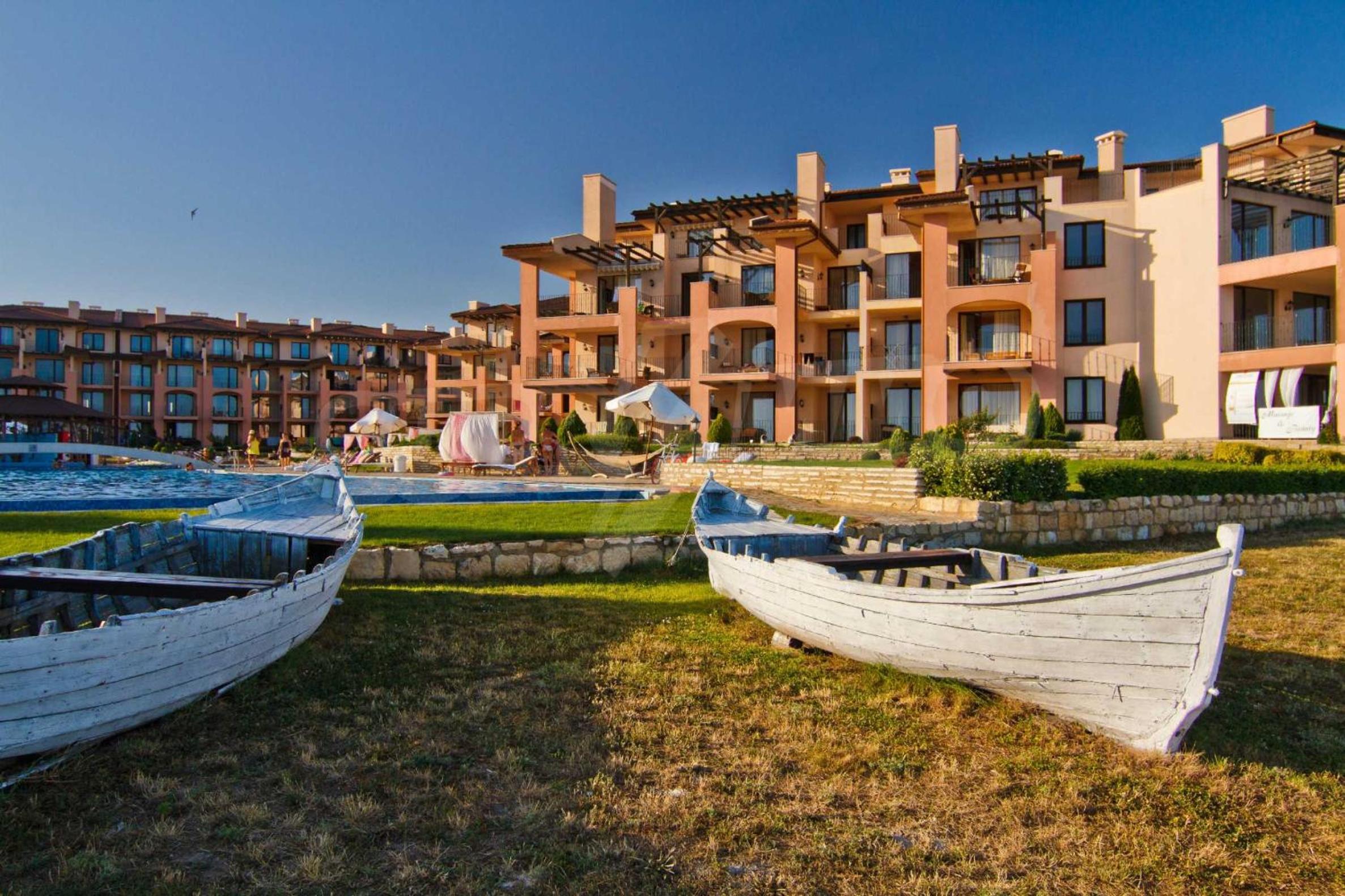 Alex-part Kaliakria resort view 3