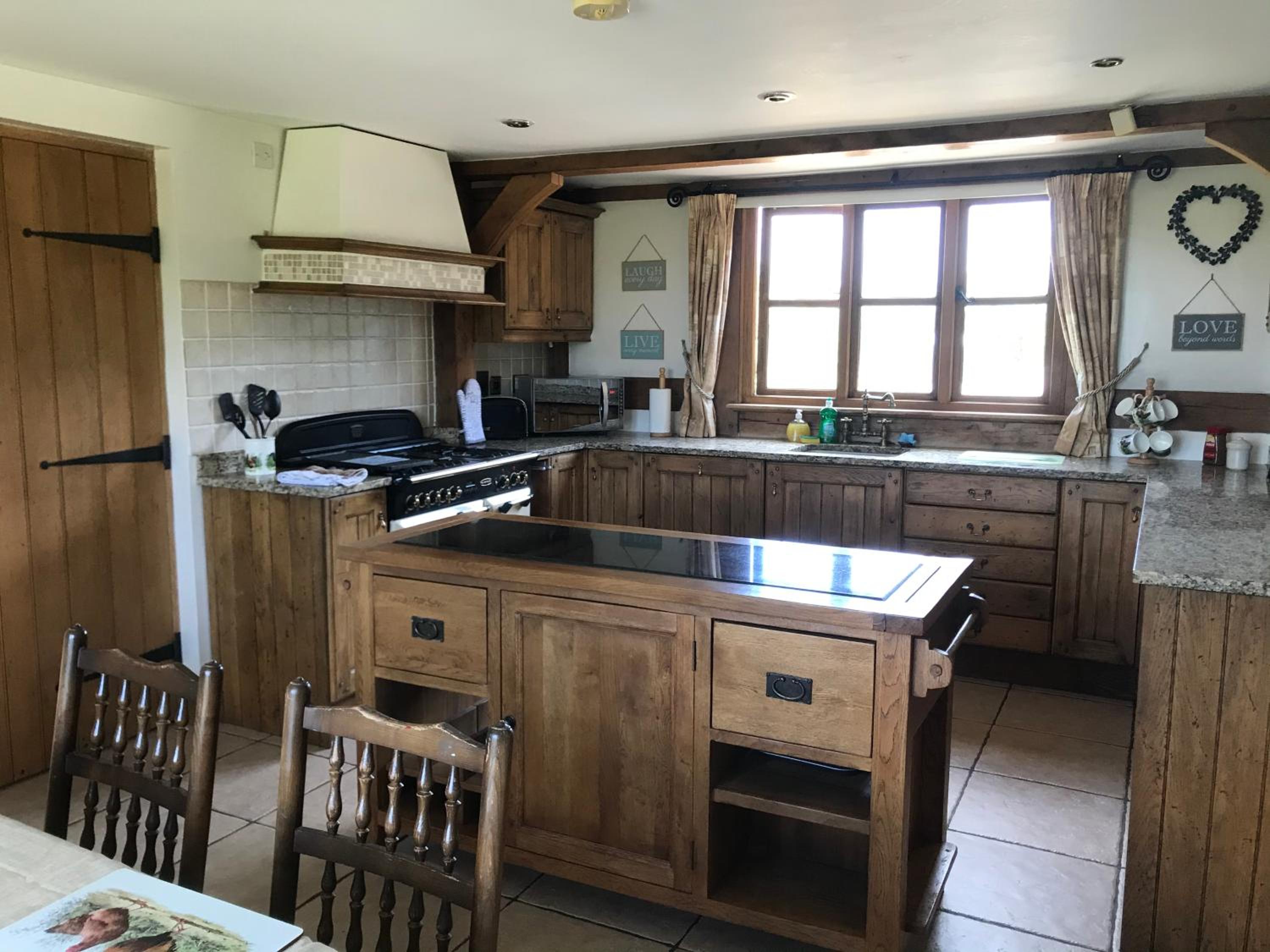 Cosy Cottage in the Countryside view 5