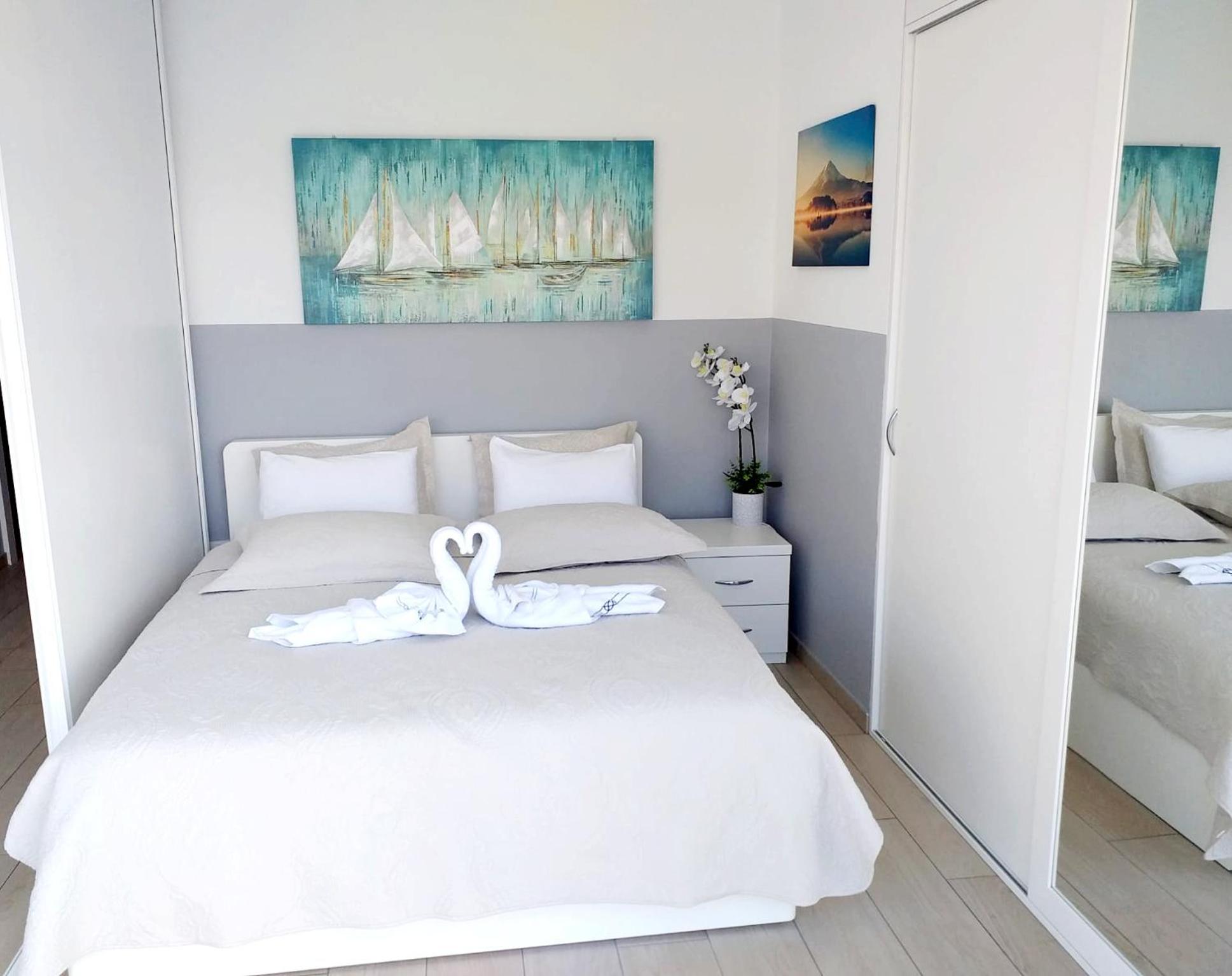 Apartments Palada 1 view 4