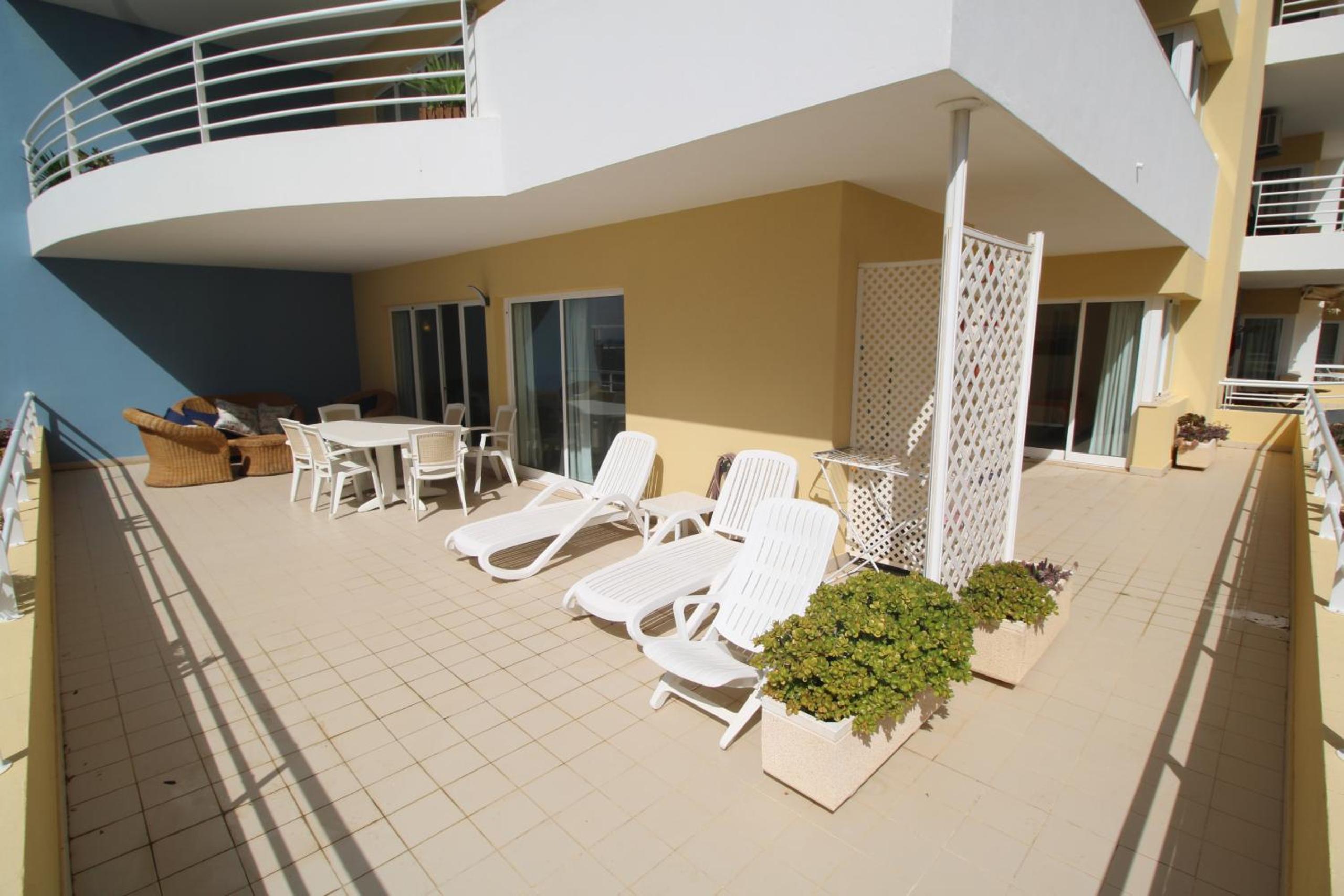 T2 Rocha Sun Terrace view 2