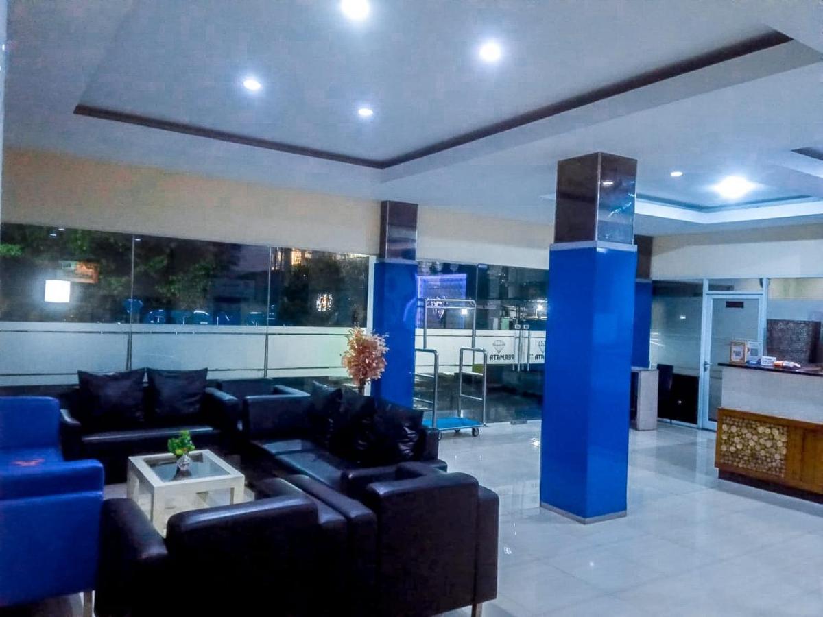 hotel reception