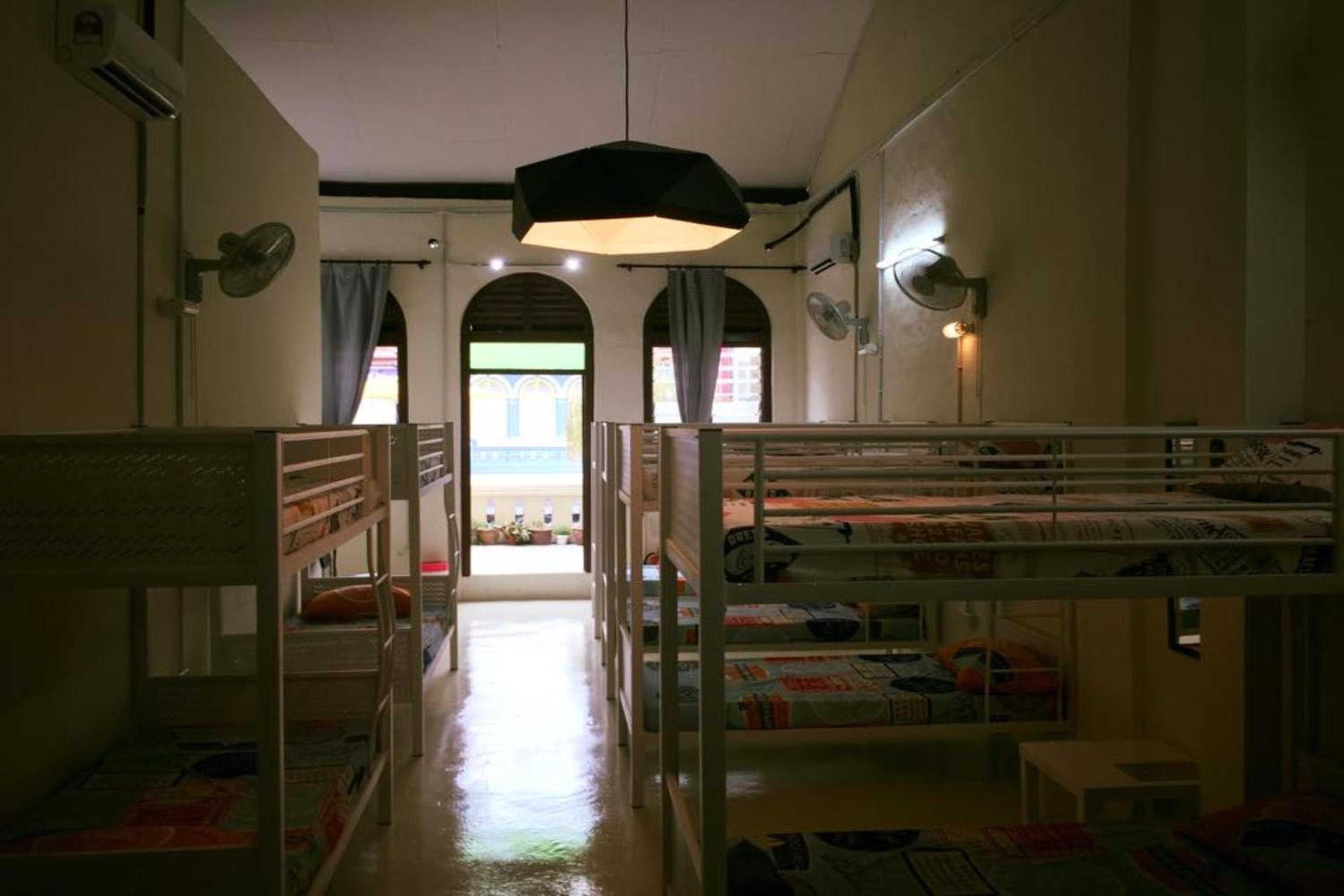 Vloft Backpackers Hostel