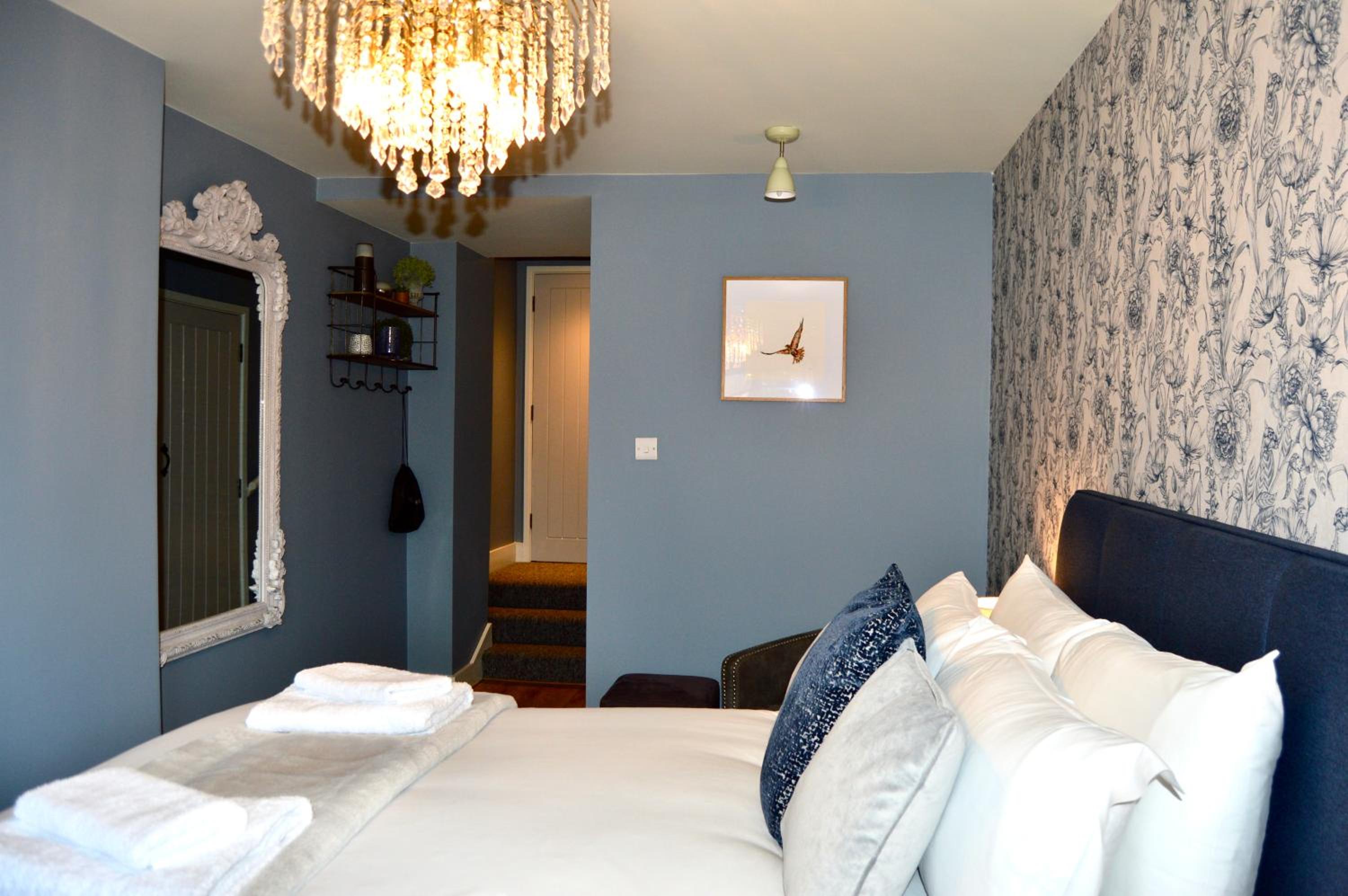 The Nest Hotel & Restaurant