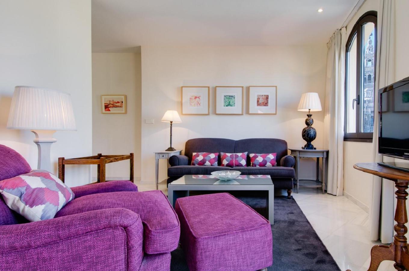 Suites Murillo Alcázar
