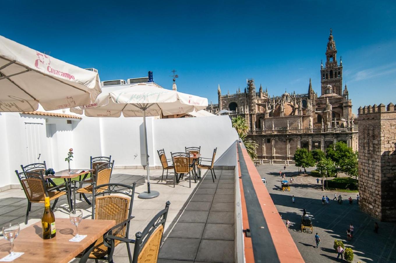 Suites Murillo Alcázar