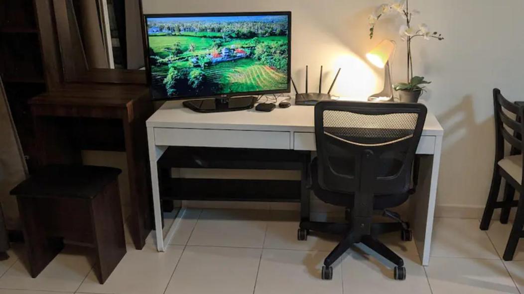 Fully Furnished Studio with Golf views and Gym
