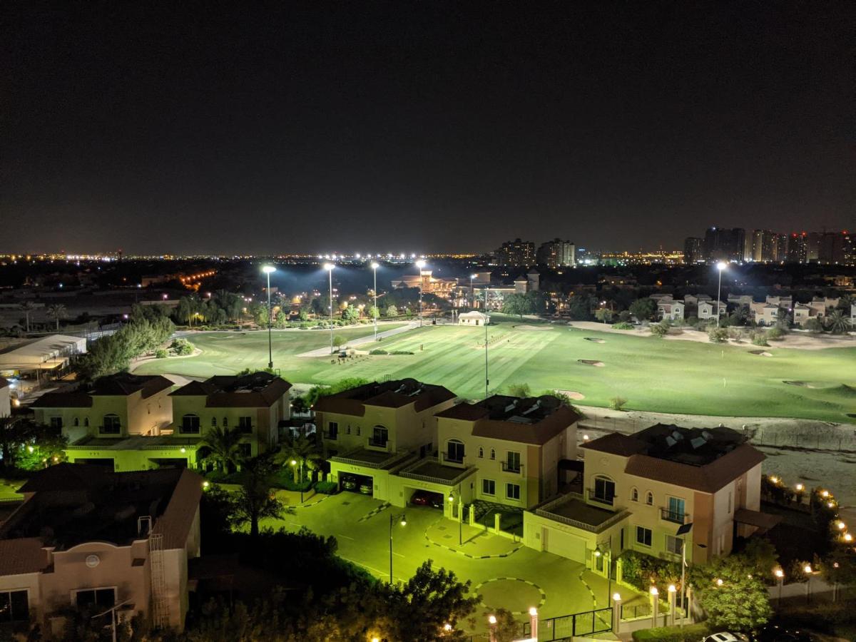 Fully Furnished Studio with Golf views and Gym