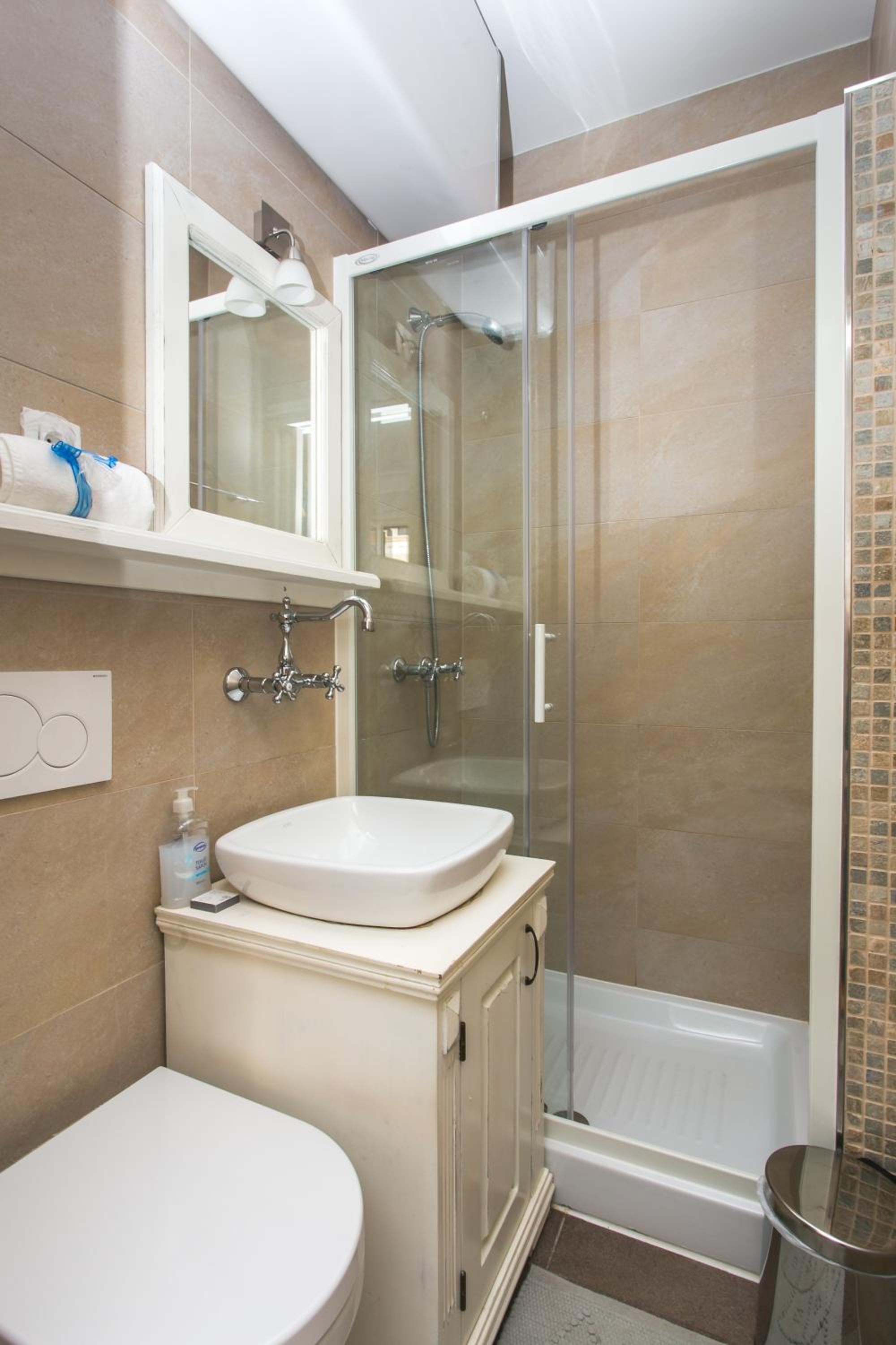 Lumin Guest House