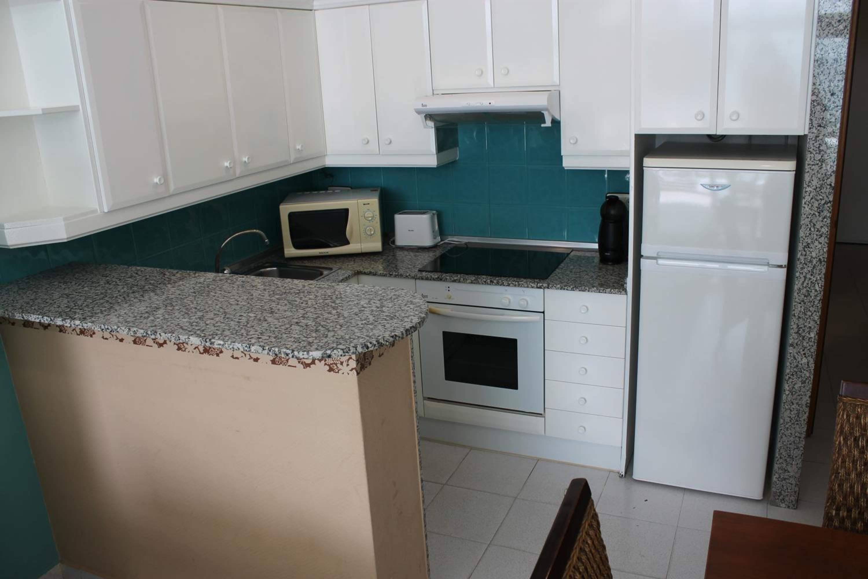 Agi Residencial Almadraba